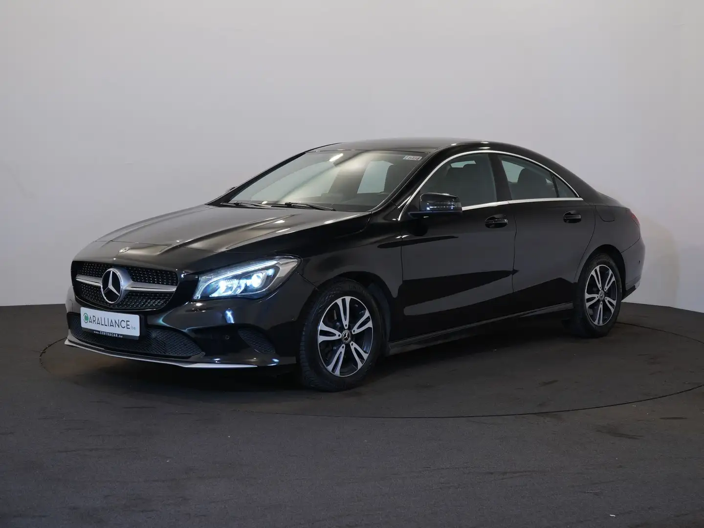 Mercedes-Benz CLA 180 180d |NAVI |CAM|PDC|Clim|Start/Stop Zwart - 1