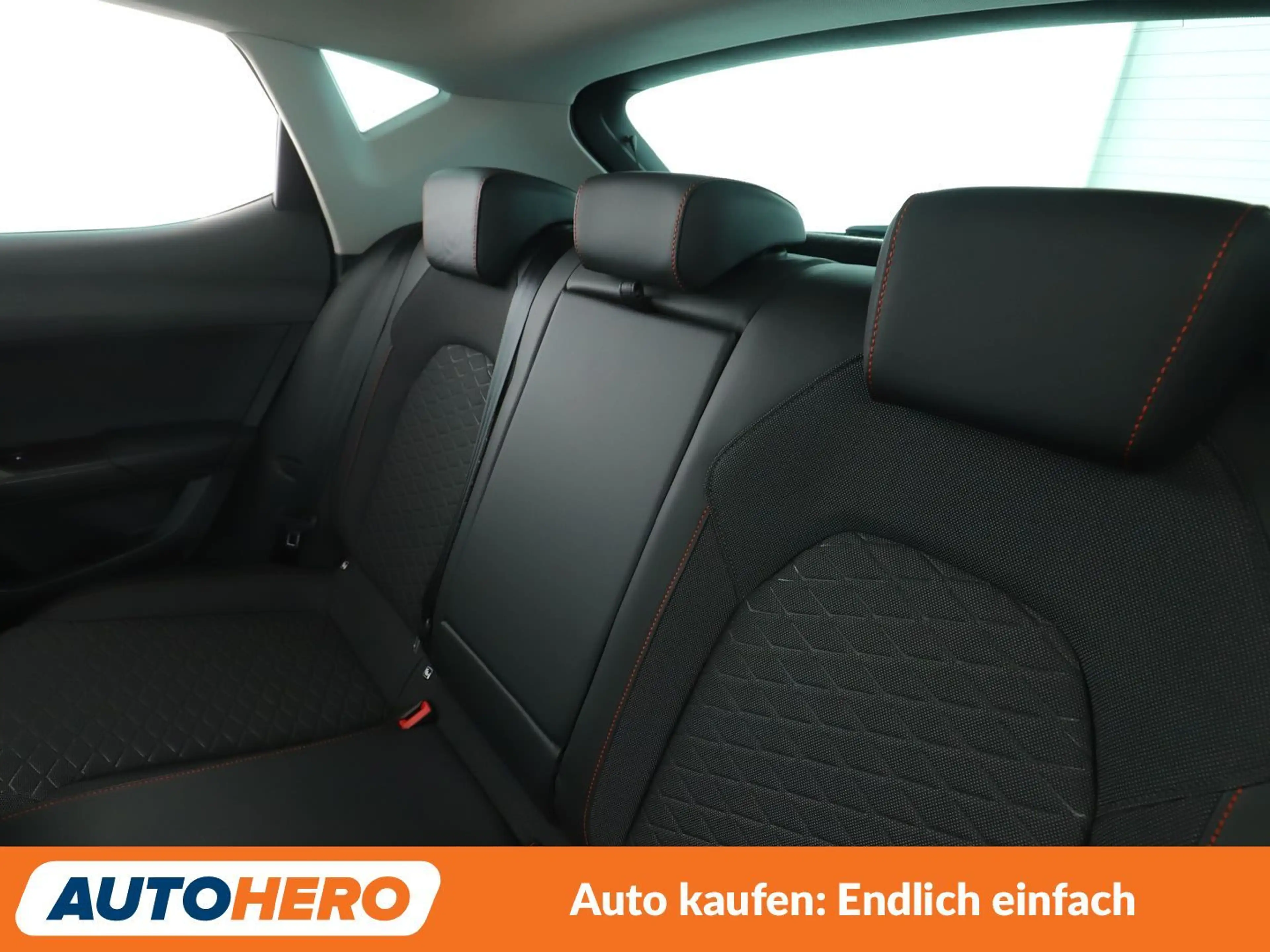SEAT Leon e-Hybrid 1.4 TSI e-HYBRID FR Aut*NAVI*LED*ACC*PDC*SHZ* — photo 14