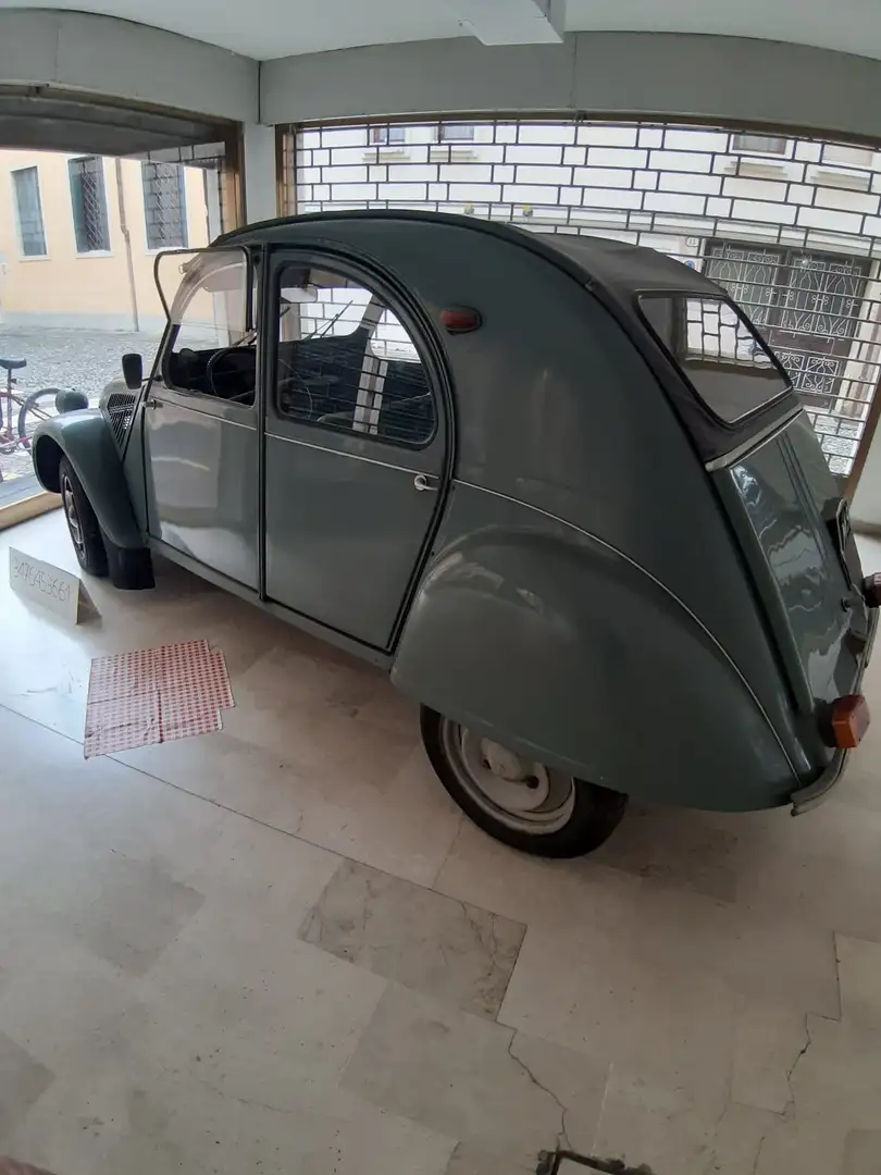 Citroen 2CV Seconda serie Gris - 2