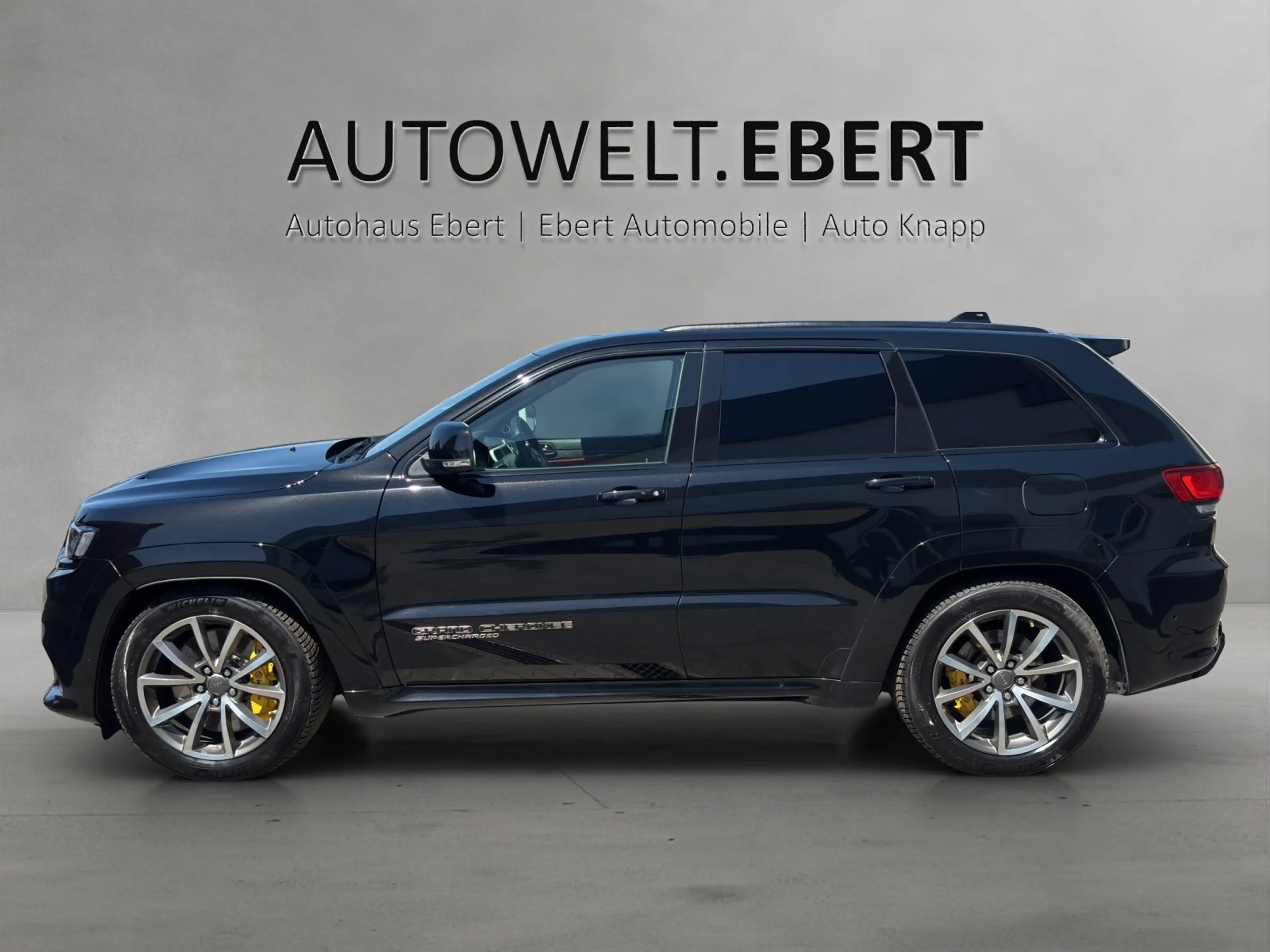 Jeep Grand Cherokee 6.2 V8 Supercharged Trackhawk — photo 2