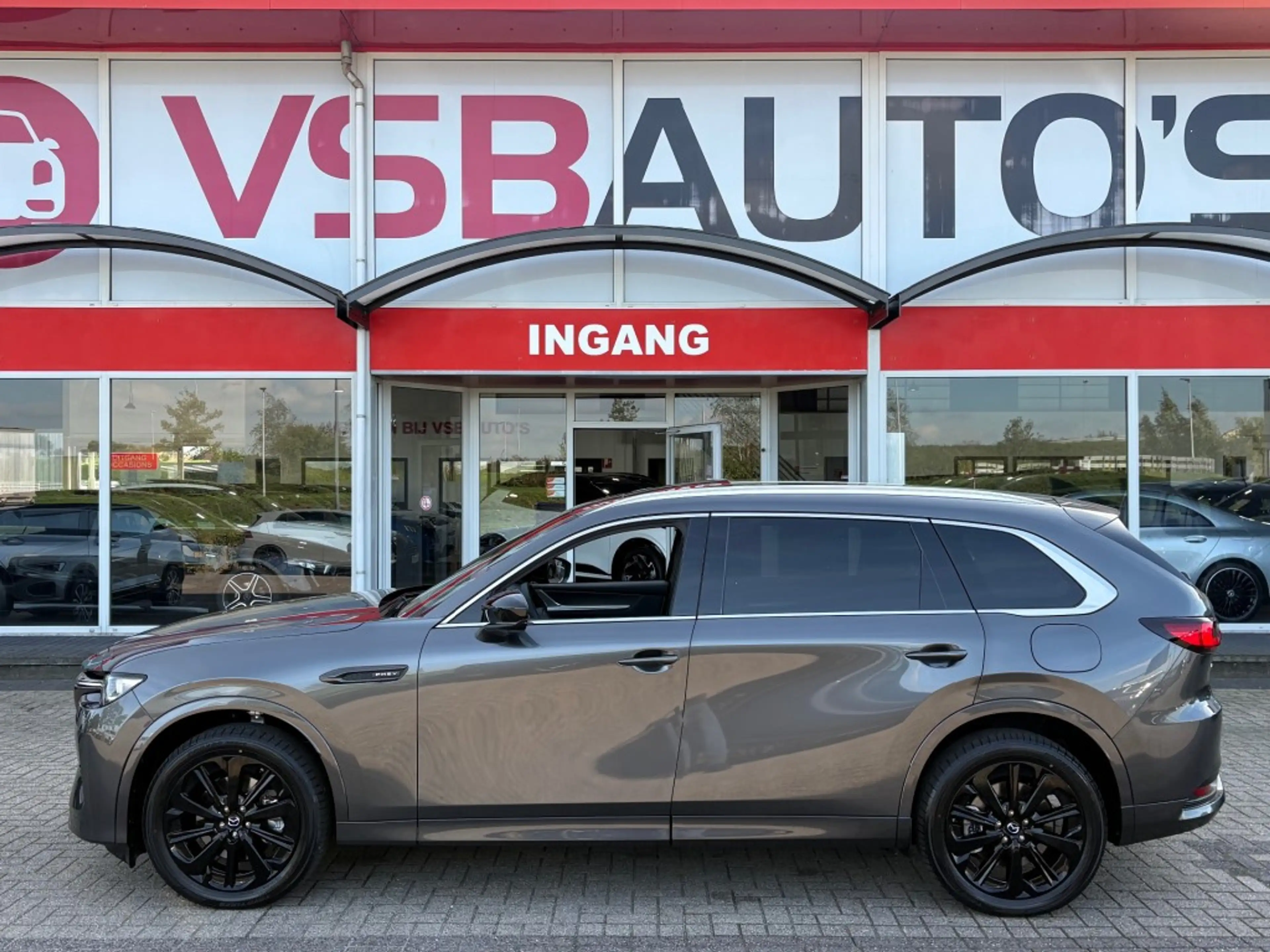 Mazda CX-80 2.5 E-SKYACTIV AWD PLUG-IN HONURA PLUS 7PERS. AUT — photo 2