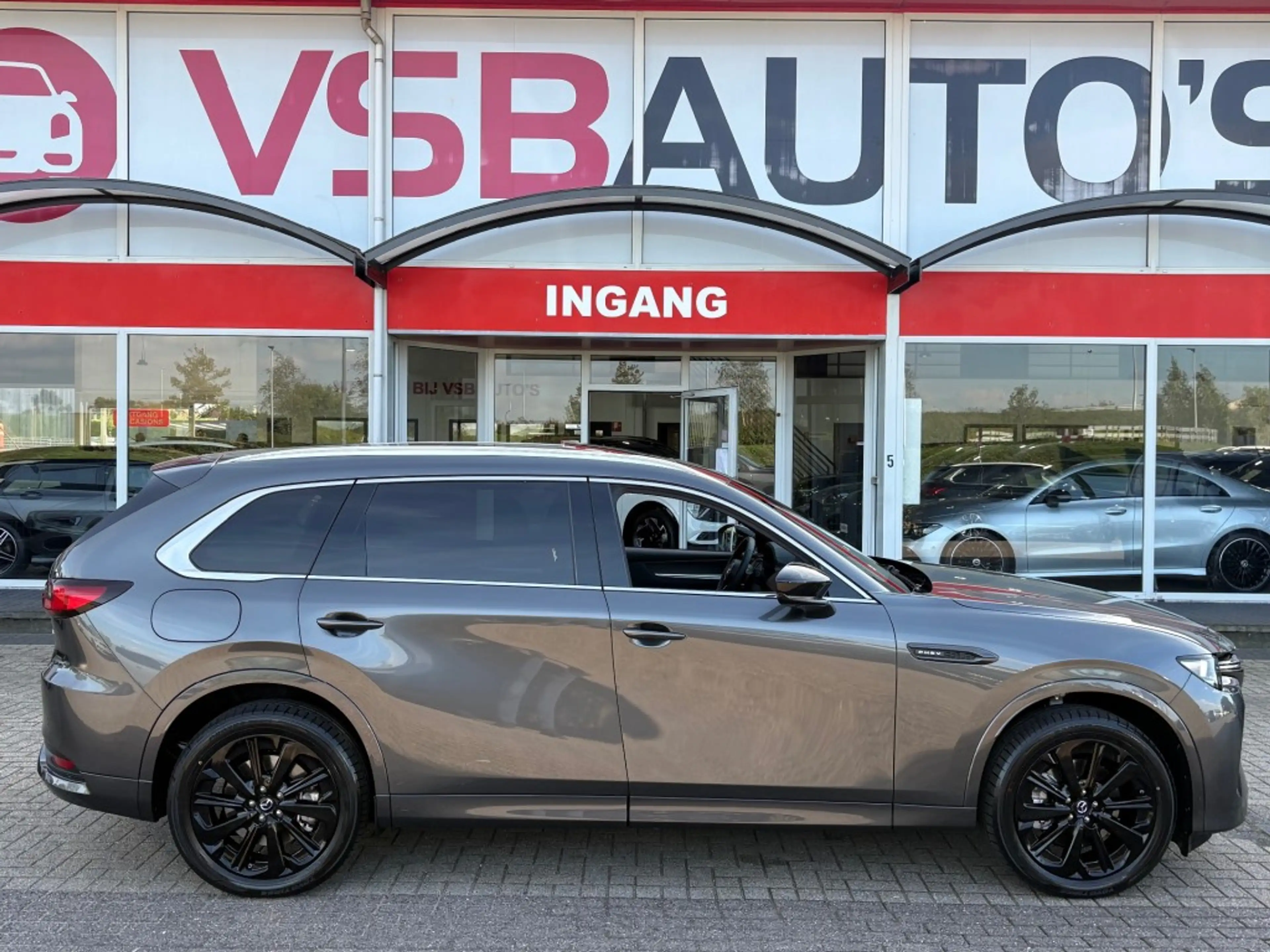 Mazda CX-80 2.5 E-SKYACTIV AWD PLUG-IN HONURA PLUS 7PERS. AUT — photo 4