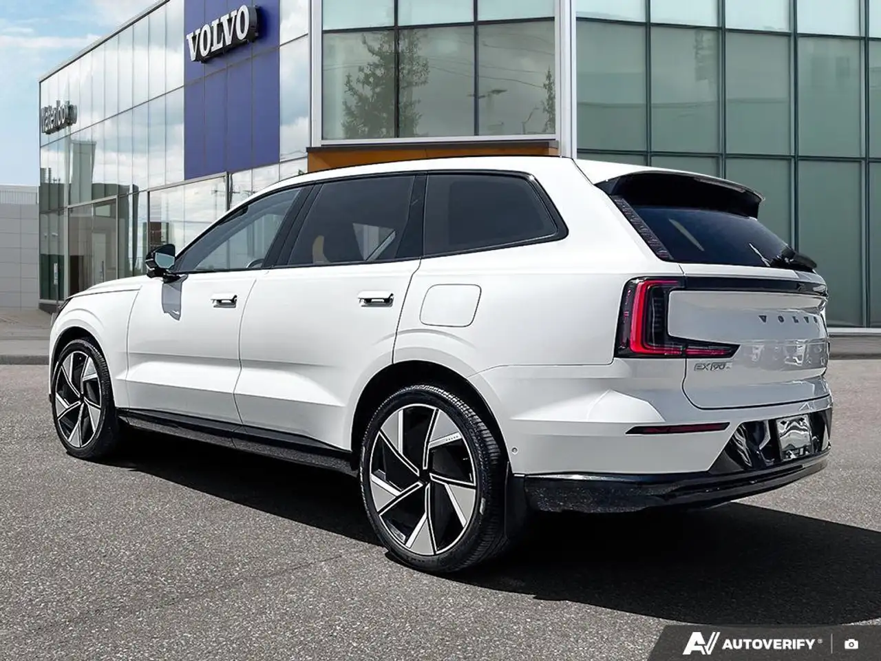 Volvo EX90 снимка Volvo EX90