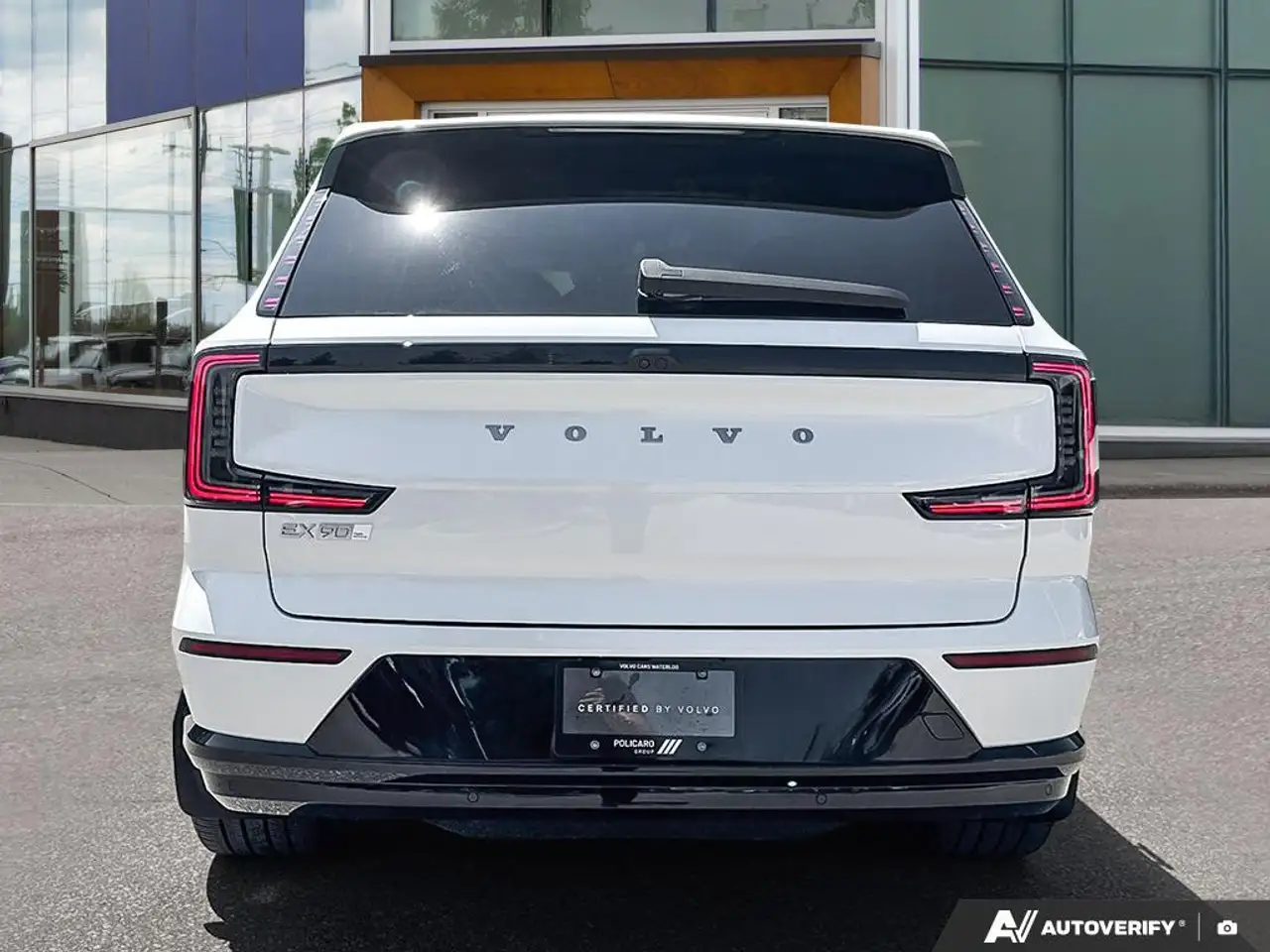 Volvo EX90 снимка Volvo EX90