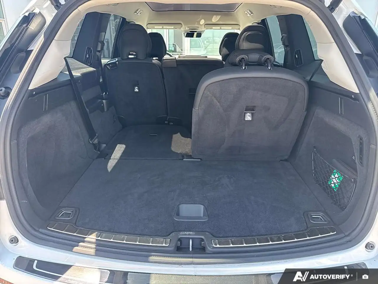 Volvo EX90 снимка Volvo EX90
