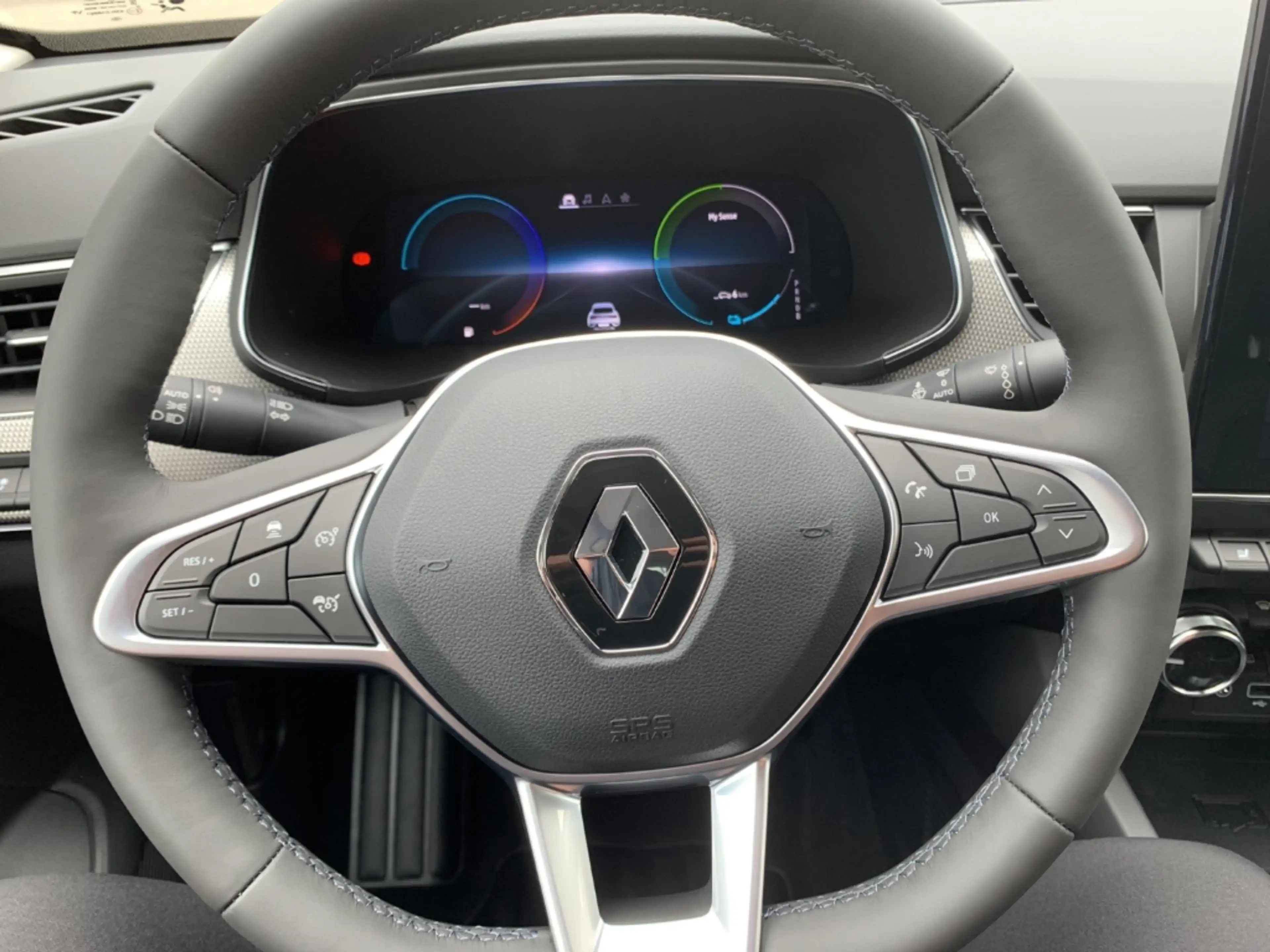 Renault Arkana INTENS HYBRID E-TECH 145 Intens PDC+ACC+KAMERA — photo 12