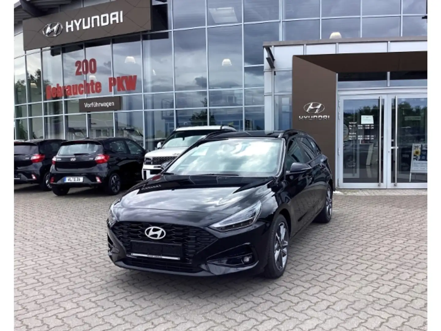 Hyundai i30 Kombi (MY25) 1.0 T-GDI 100PS 7-DCT 2WD Advantage E Noir - 1