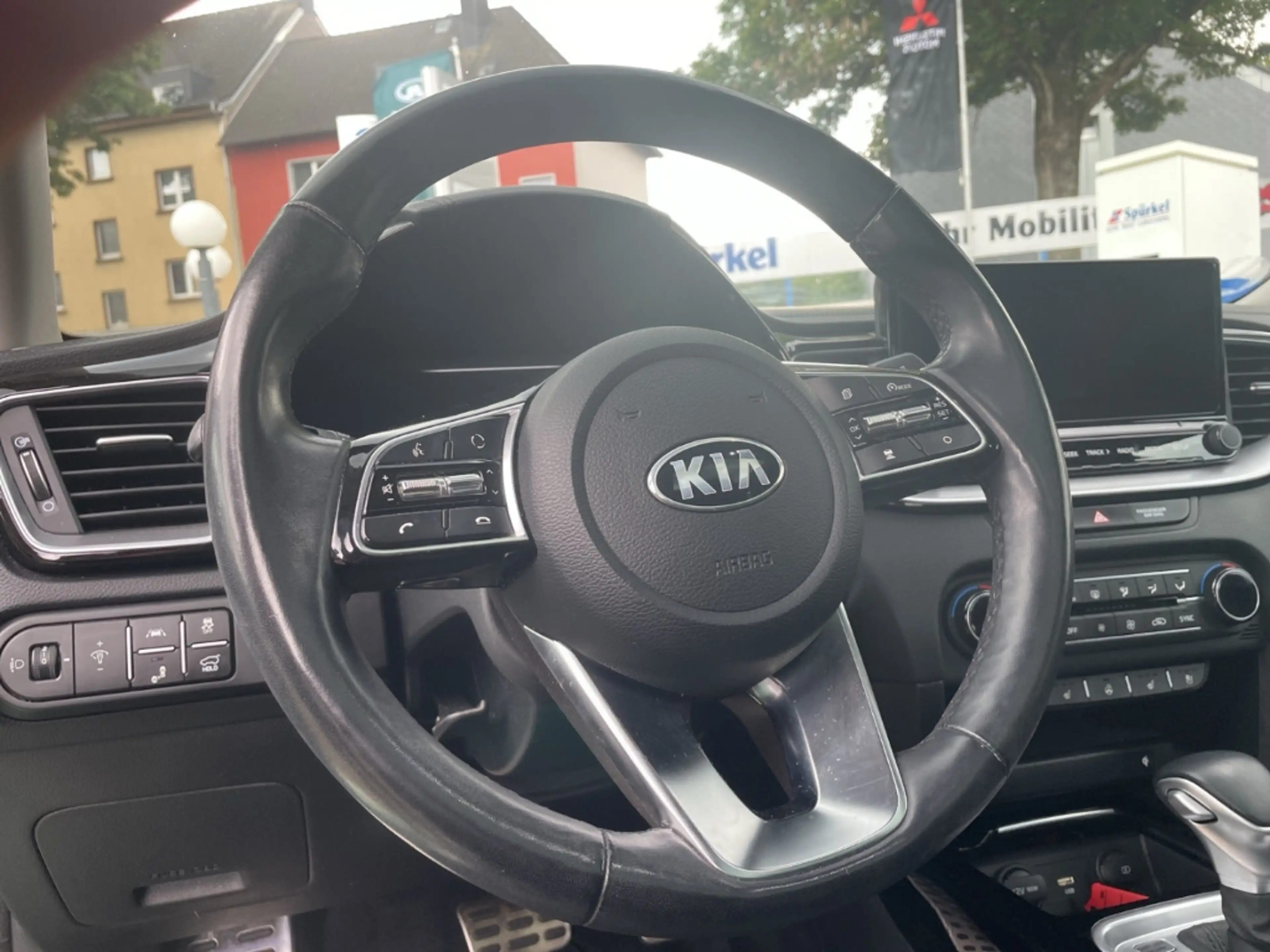 Kia XCeed Platinum Edition, Automatik, Sitzheizung, Navigati — photo 10