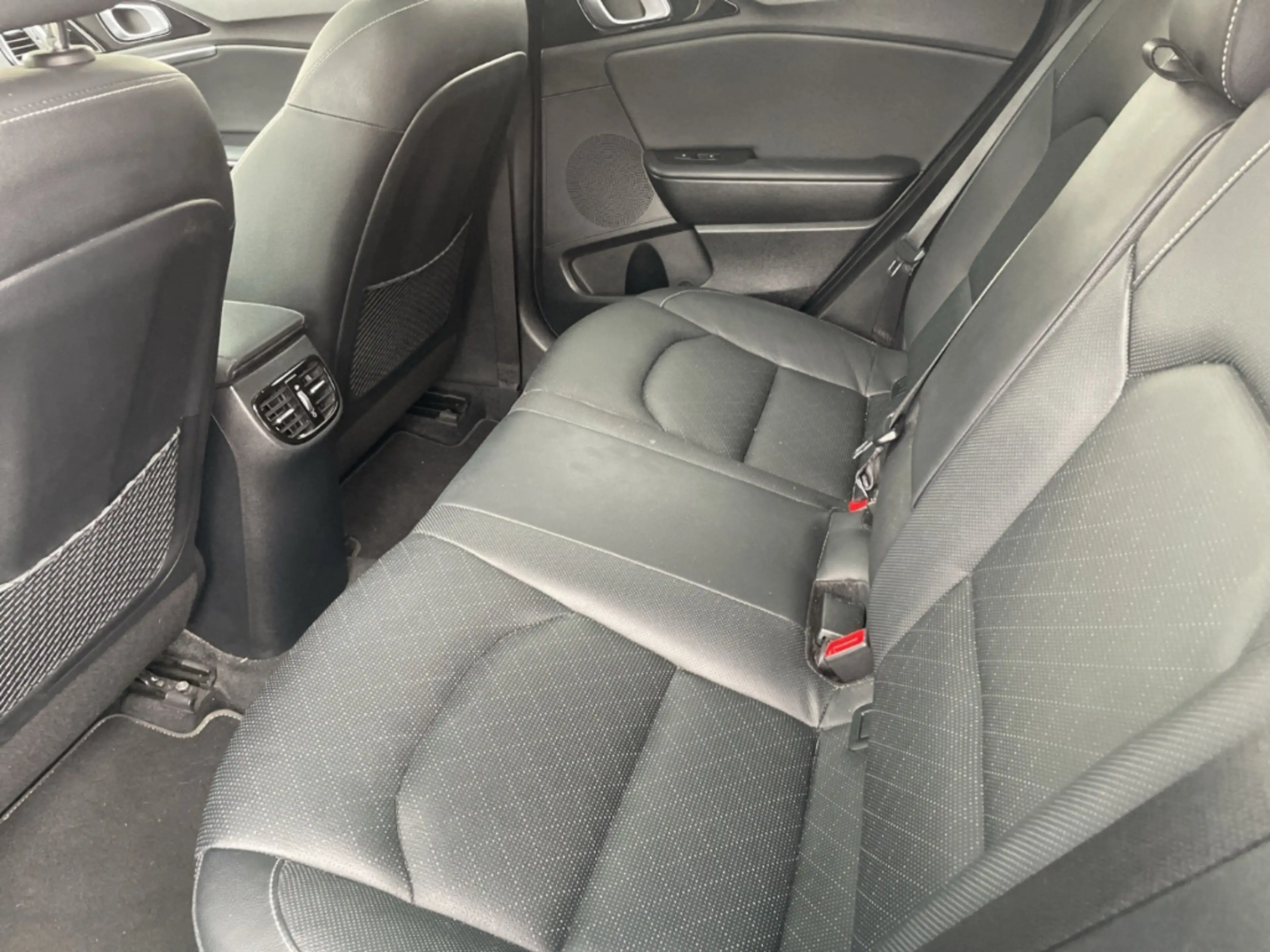 Kia XCeed Platinum Edition, Automatik, Sitzheizung, Navigati — photo 7