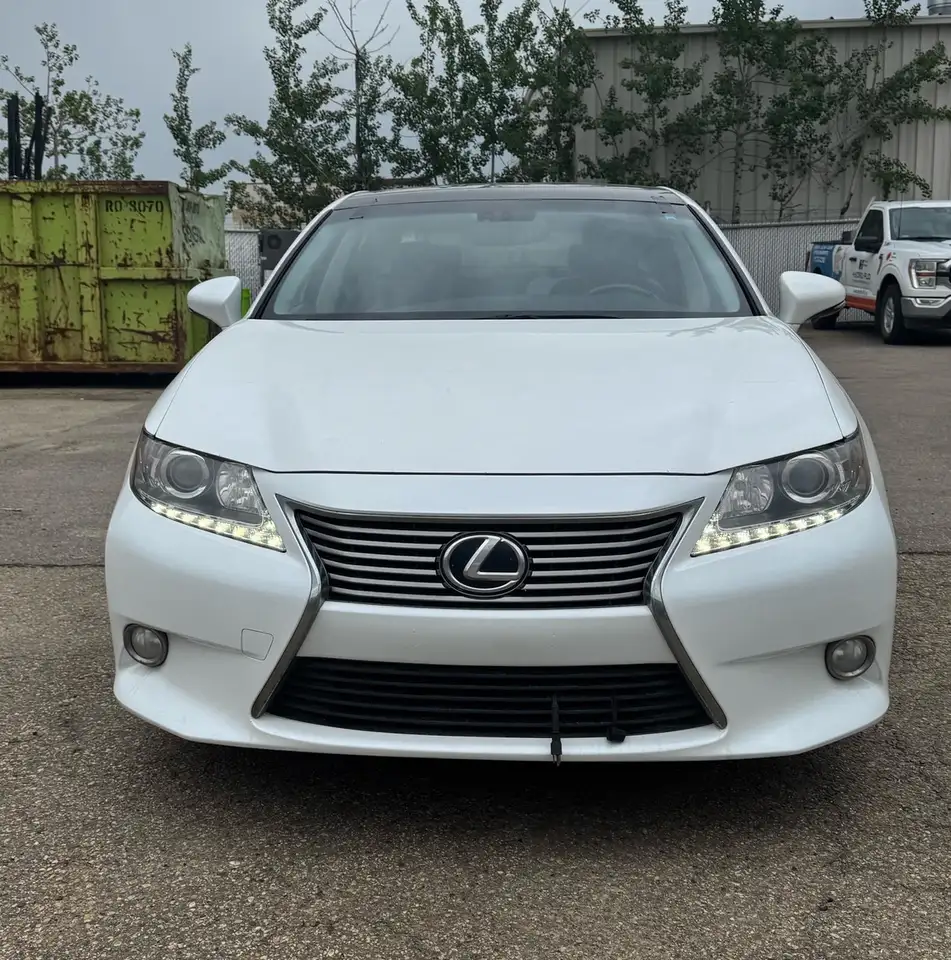 Lexus ES fotografie Lexus ES