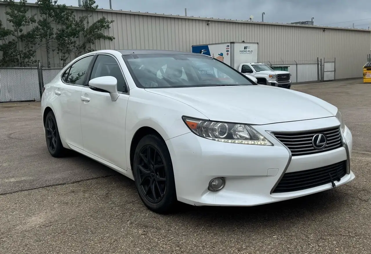 Lexus ES fotografie Lexus ES