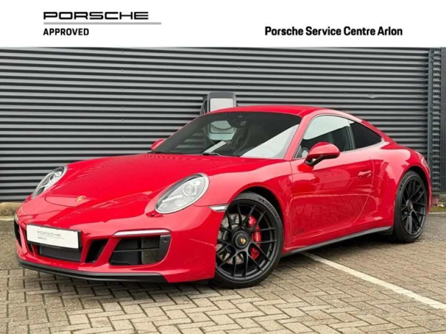 Porsche 911 Carrera 4 GTS * toit ouvrant * pack carbone * spor Rood - 1