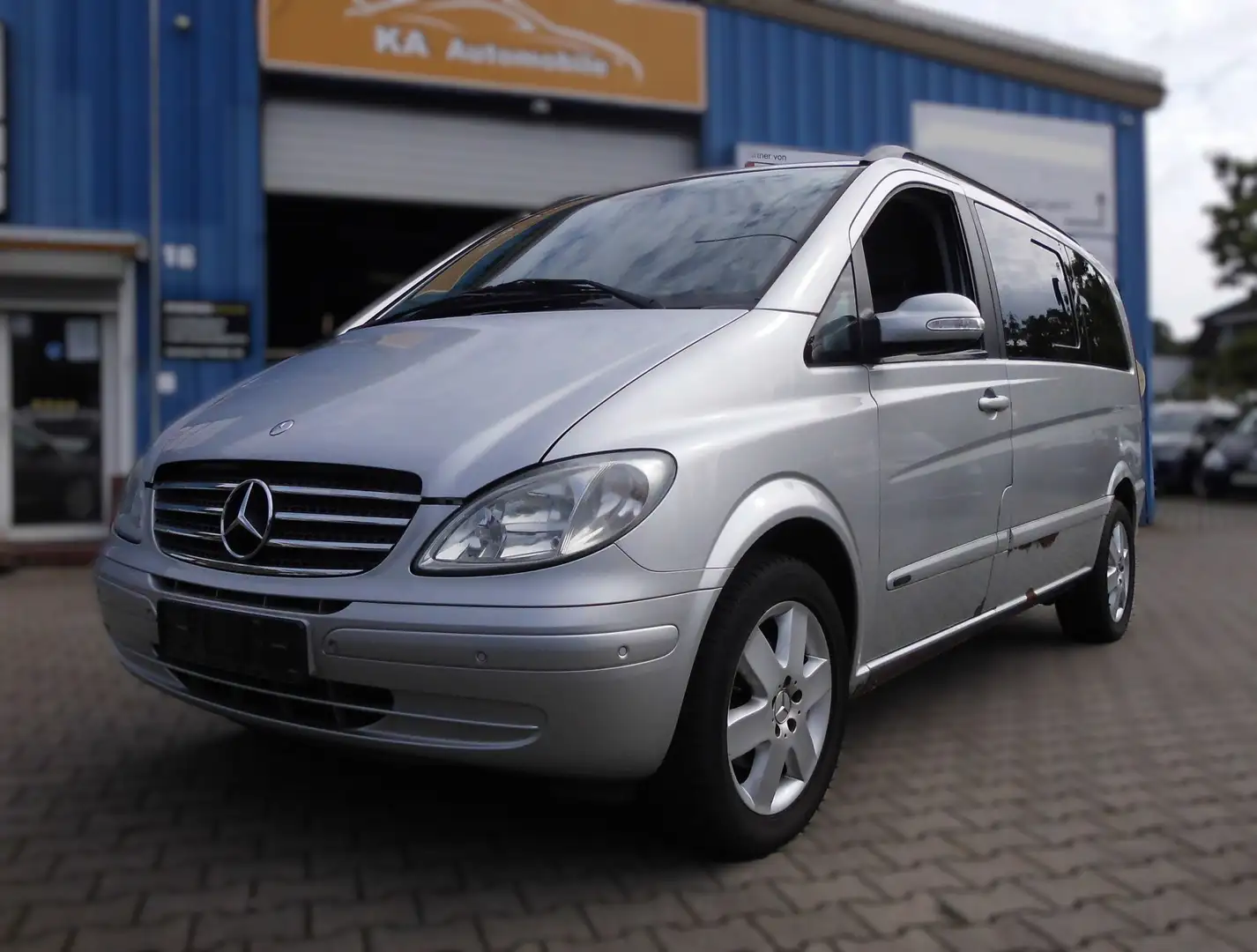 Mercedes-Benz Viano 3.2   Nur 90.000 TKM Silber - 1