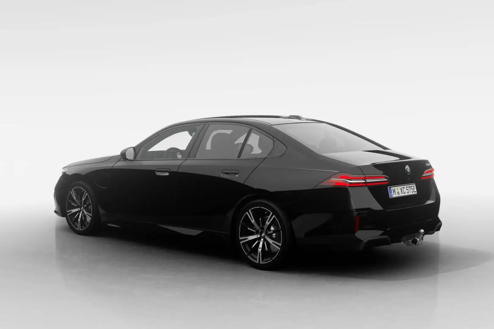 BMW 530 5 Serie Sedan 530e M Sport Edition | Innovation Pa Zwart - 2