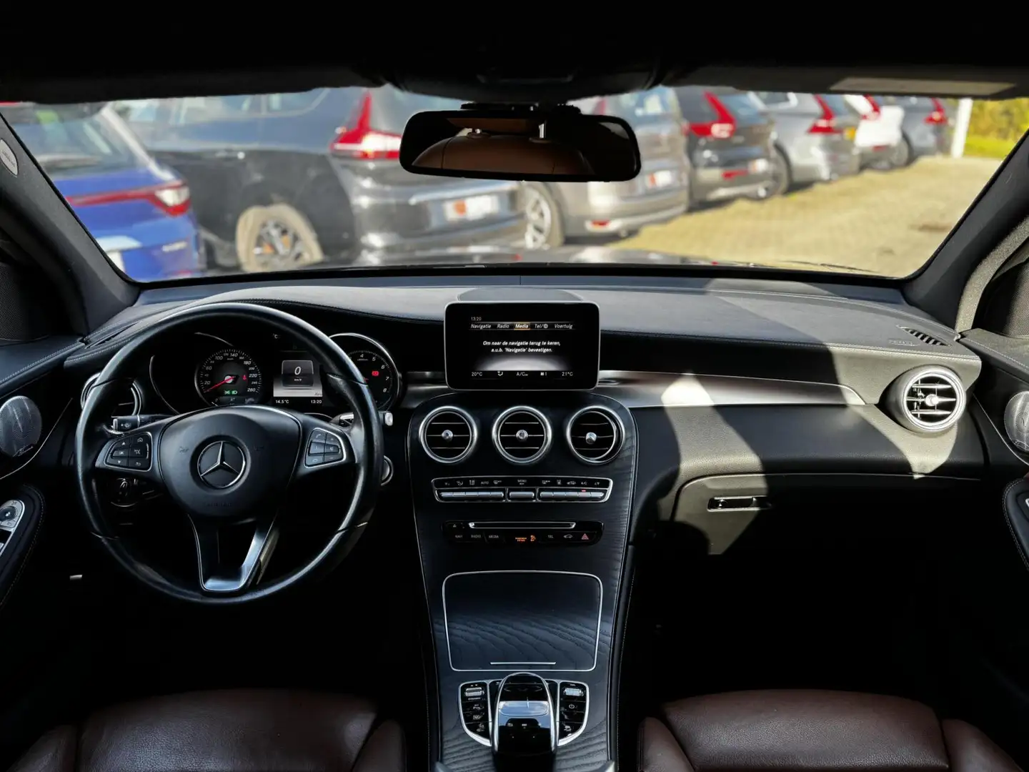 Mercedes-Benz GLC 350 350e 4MATIC Business Solution|Pano|Audio Noir - 2