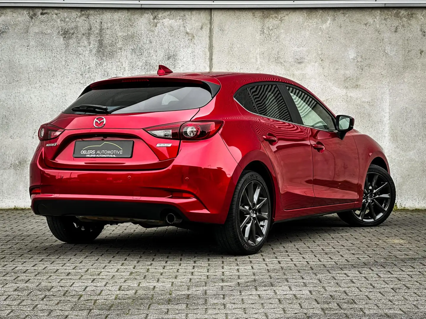 Mazda 3 1.5 SkyActiv-G 100 GT-M | Apple CarPlay | Head-Up Rouge - 2