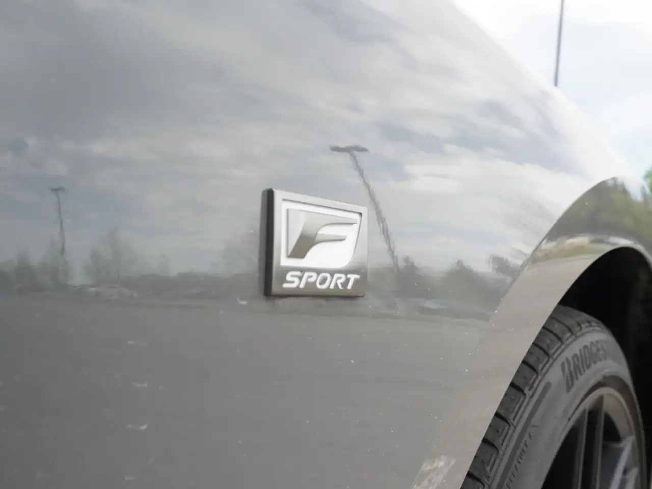 Lexus IS снимка Lexus IS