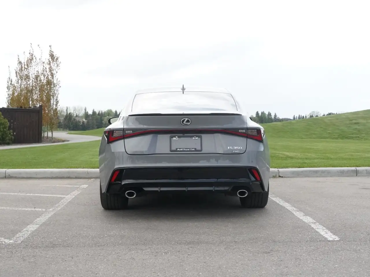 Lexus IS снимка Lexus IS