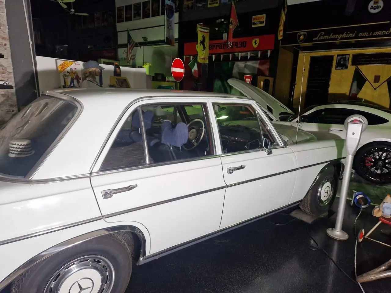 Mercedes-Benz 280 se/8, foto 5