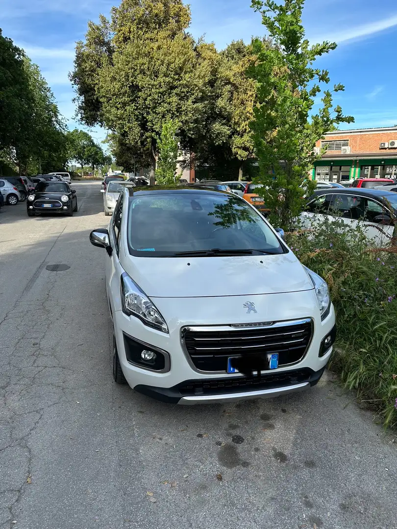 Peugeot 3008 Hybrid4 - 2
