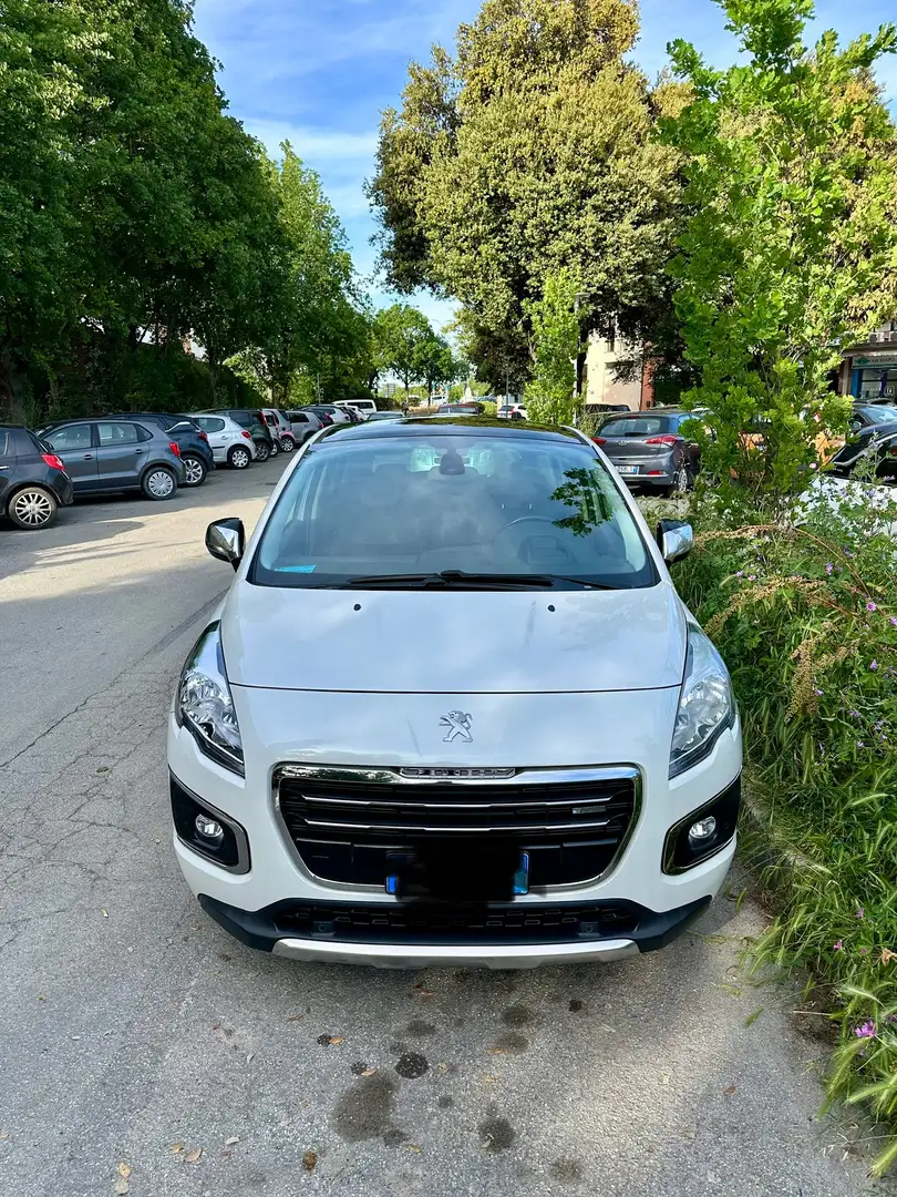 Peugeot 3008 Hybrid4 - 1
