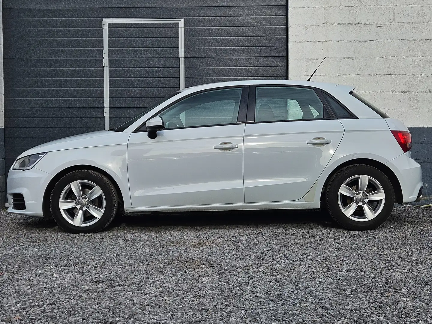 Audi A1 Ultra * 1.4 tdi * Wit - 2