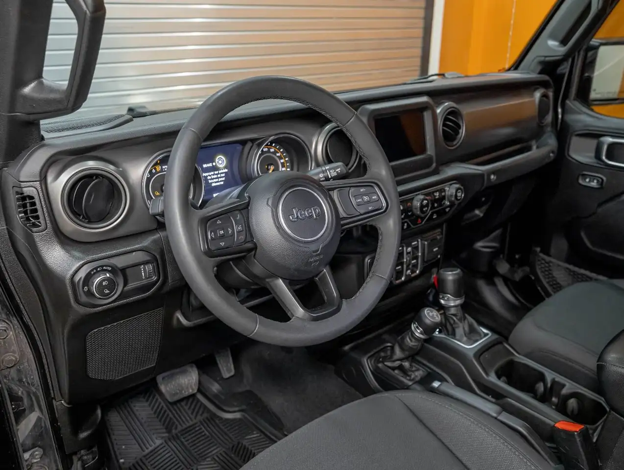 Jeep Gladiator снимка Jeep Gladiator
