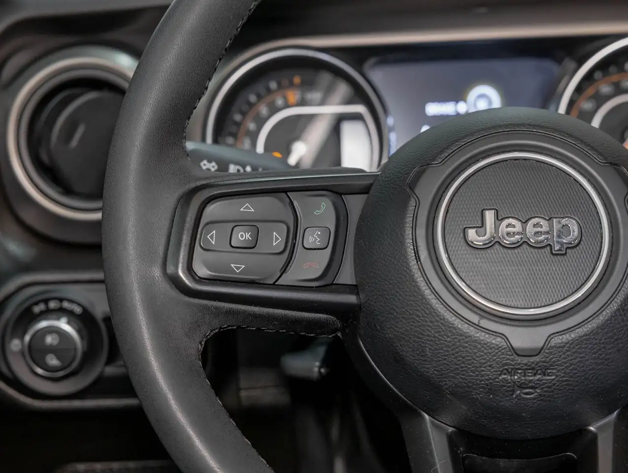 Jeep Gladiator снимка Jeep Gladiator
