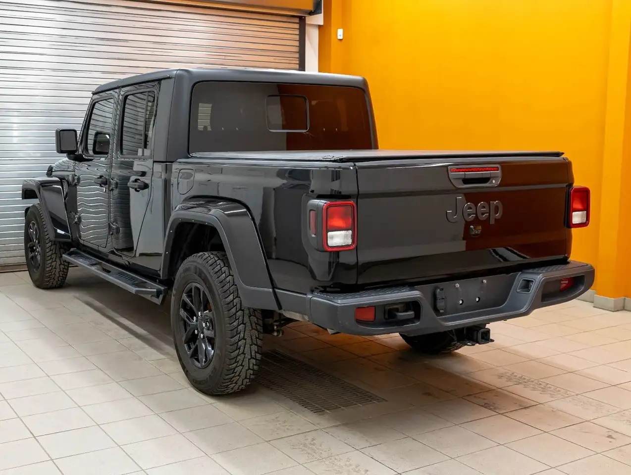 Jeep Gladiator снимка Jeep Gladiator