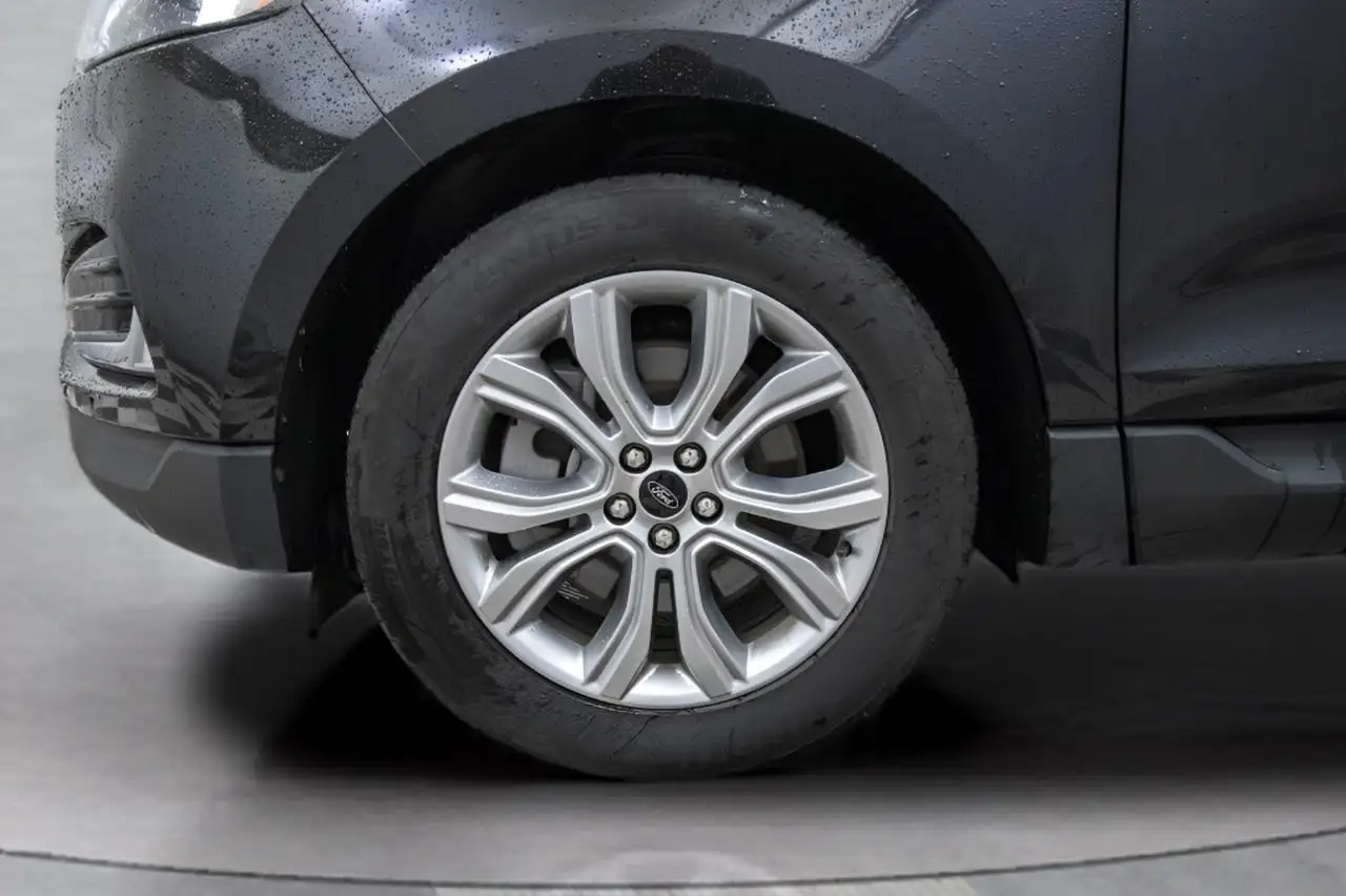 Ford Edge снимка Ford Edge