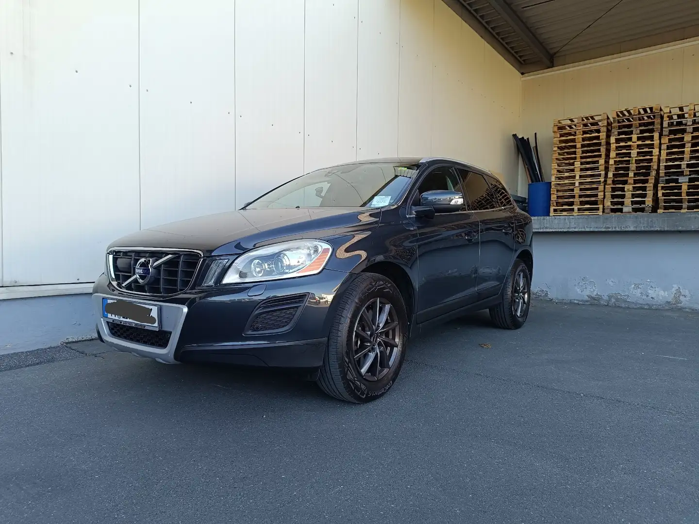 Volvo XC60 Summum 2WD Grau - 2