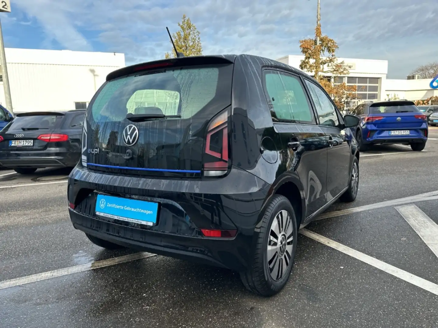Volkswagen e-up! 32 kWh Klima Kamera Tempomat CCS-Ladedose Schwarz - 2