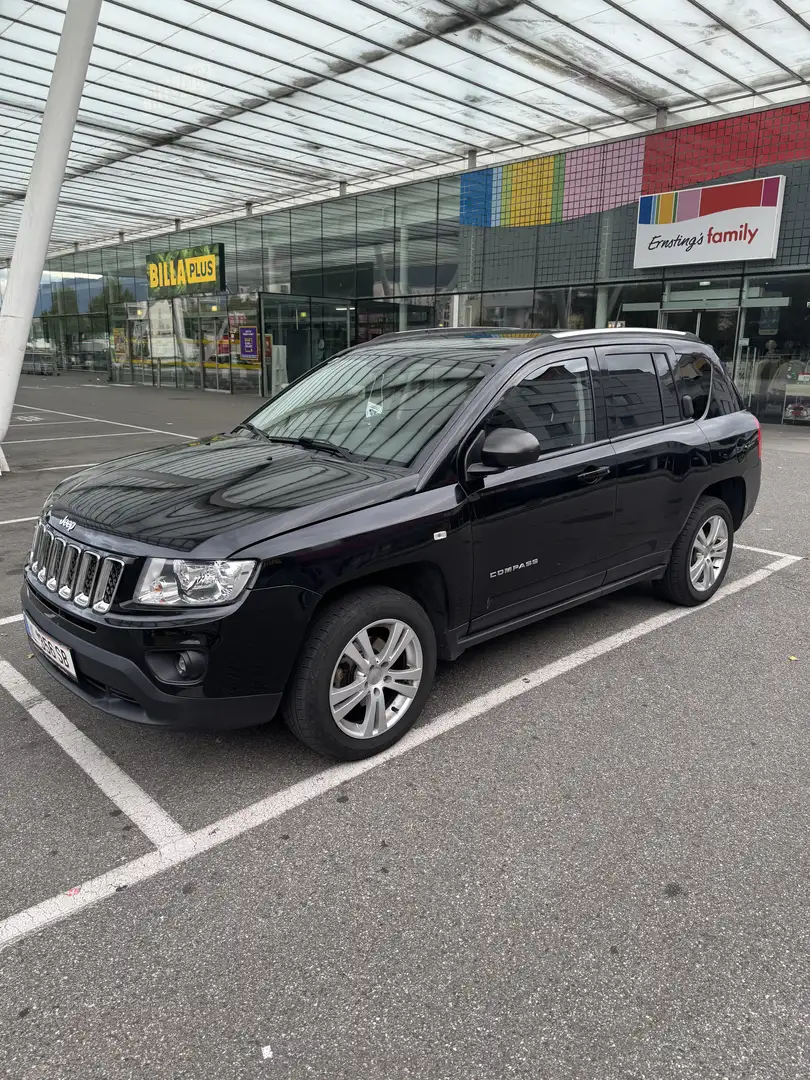 Jeep Compass Sport 4x4 Schwarz - 2