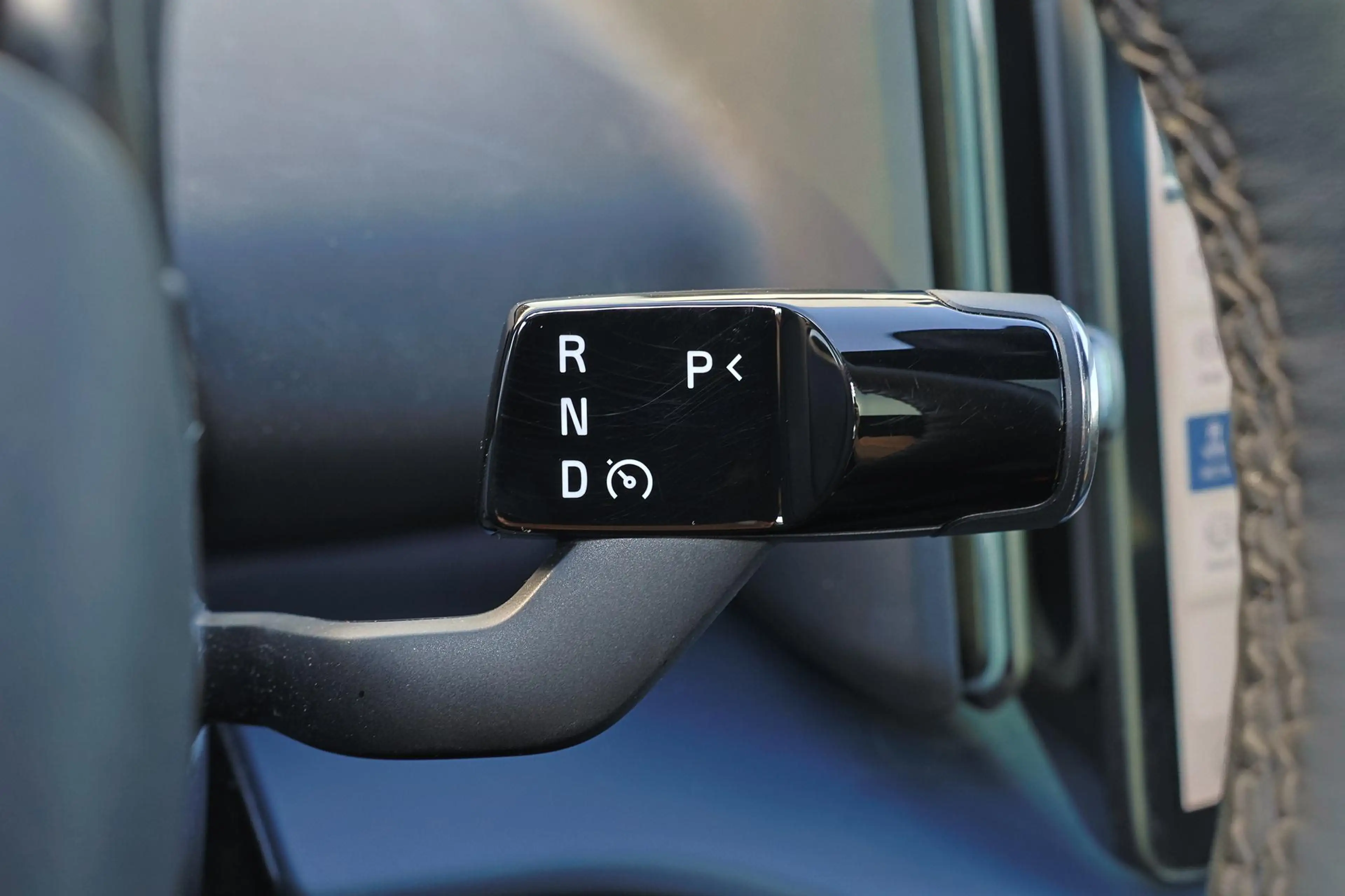 Volvo EX30 Performance Ultra 69 kWh - 360º Camera - Harman/Ka — photo 10