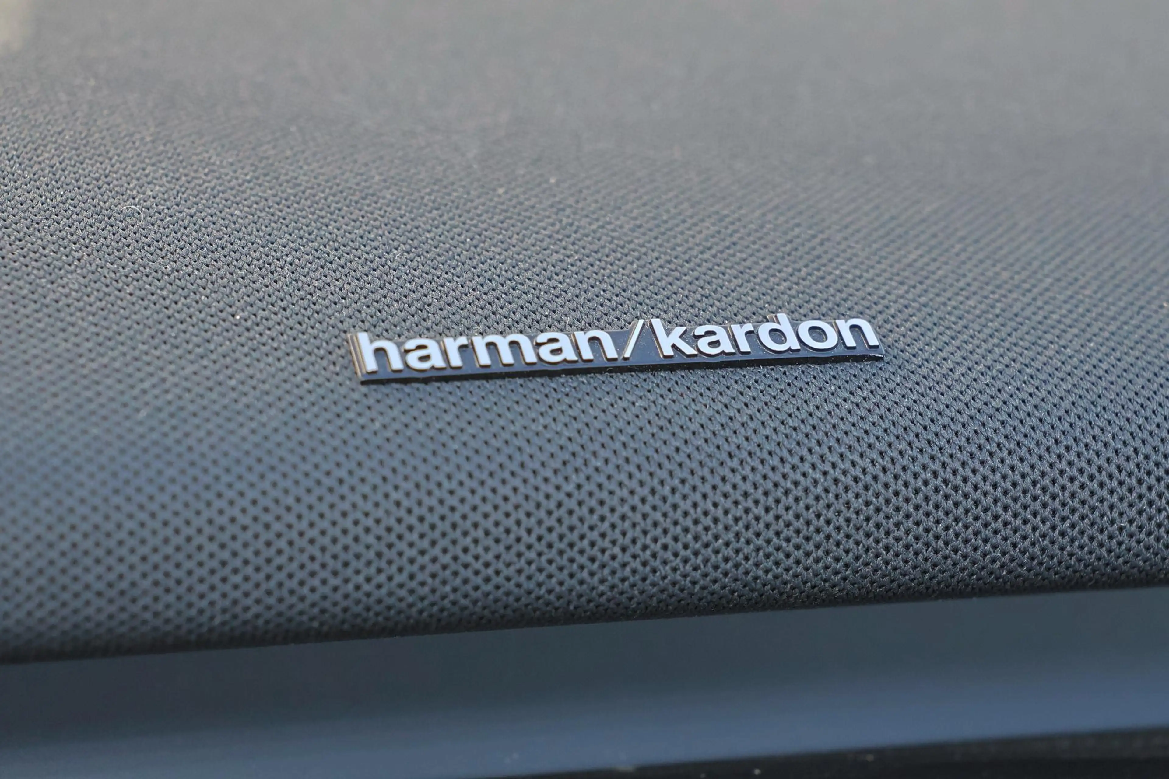 Volvo EX30 Performance Ultra 69 kWh - 360º Camera - Harman/Ka — photo 11