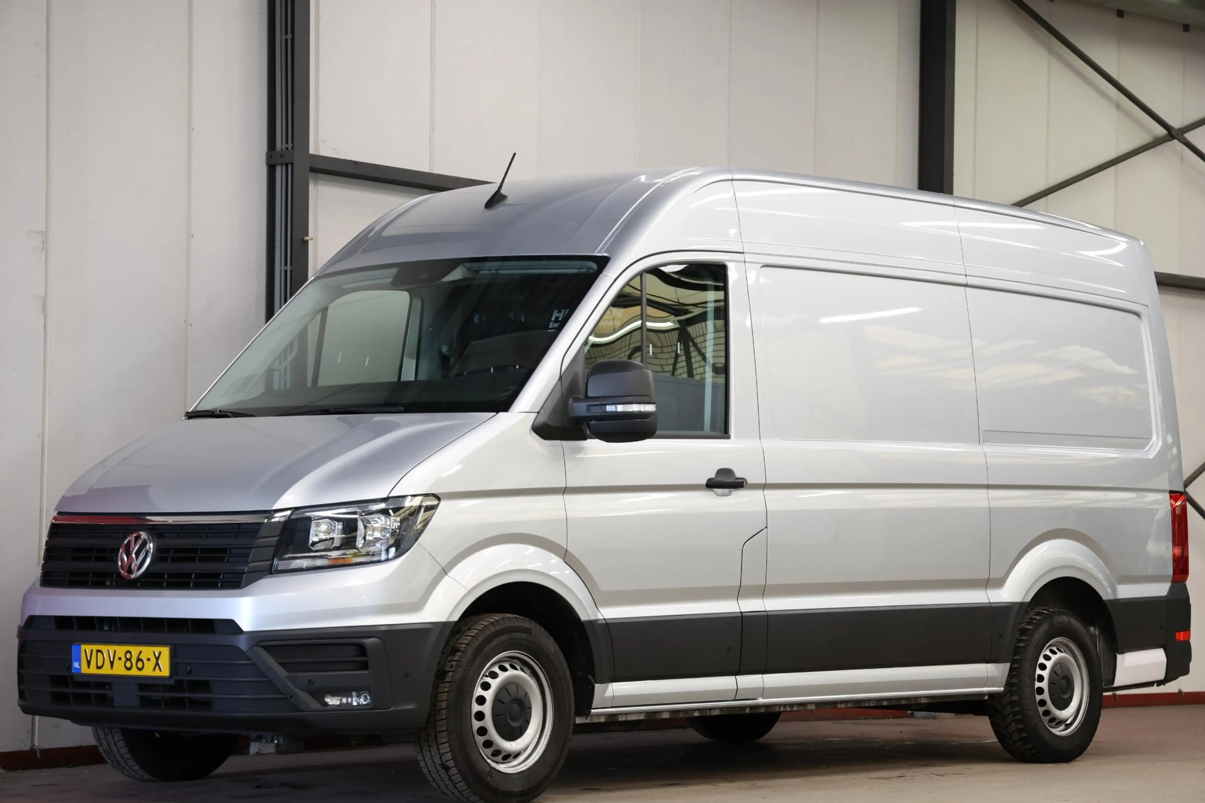 Volkswagen Crafter 2.0 TDI AUTOMAAT L3H3 LAADKLEP EN TREKHAAK — photo 2