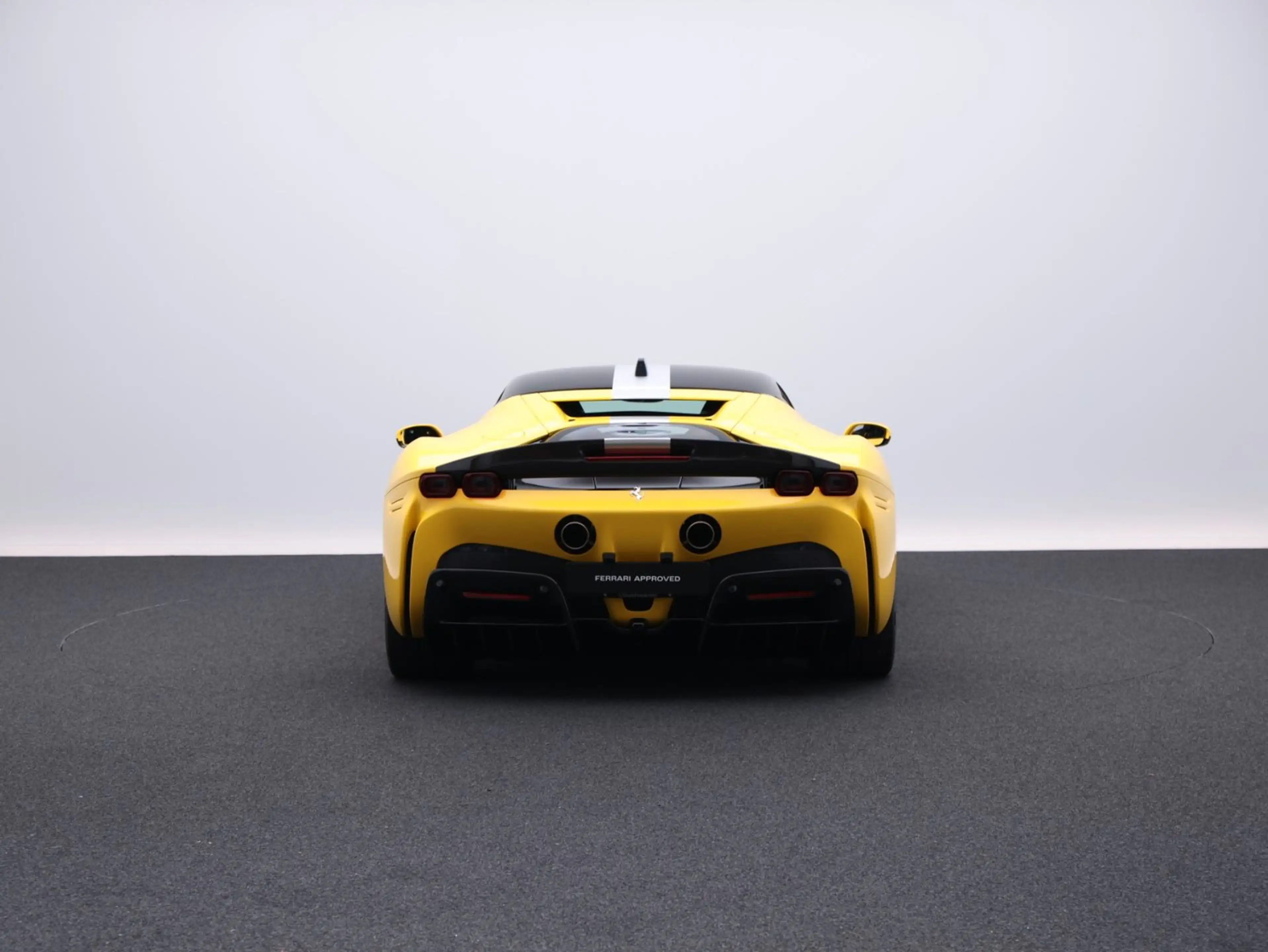Ferrari SF90 Stradale Assetto Fiorano*Ferrari Frankfurt* — photo 7