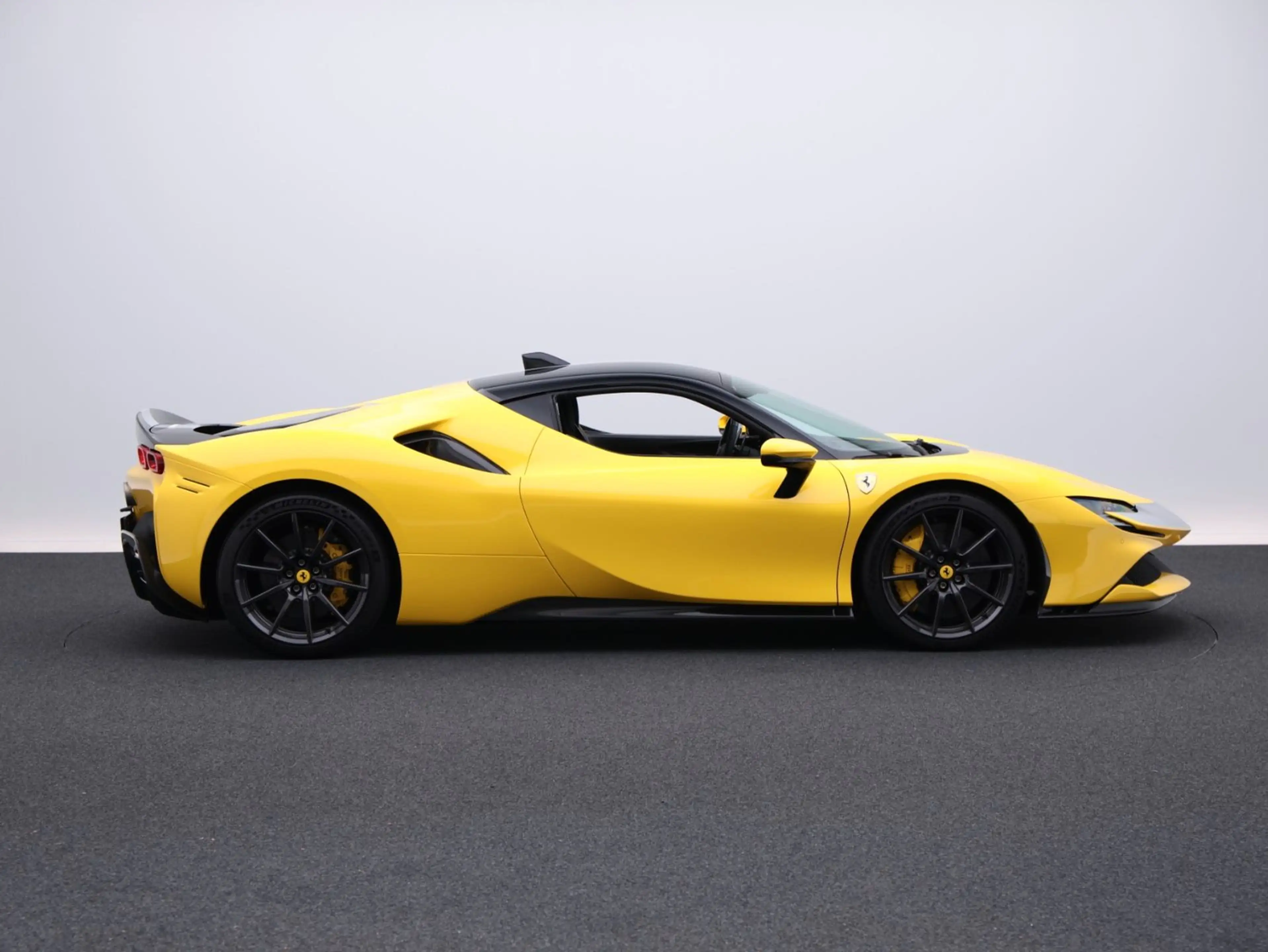 Ferrari SF90 Stradale Assetto Fiorano*Ferrari Frankfurt* — photo 5