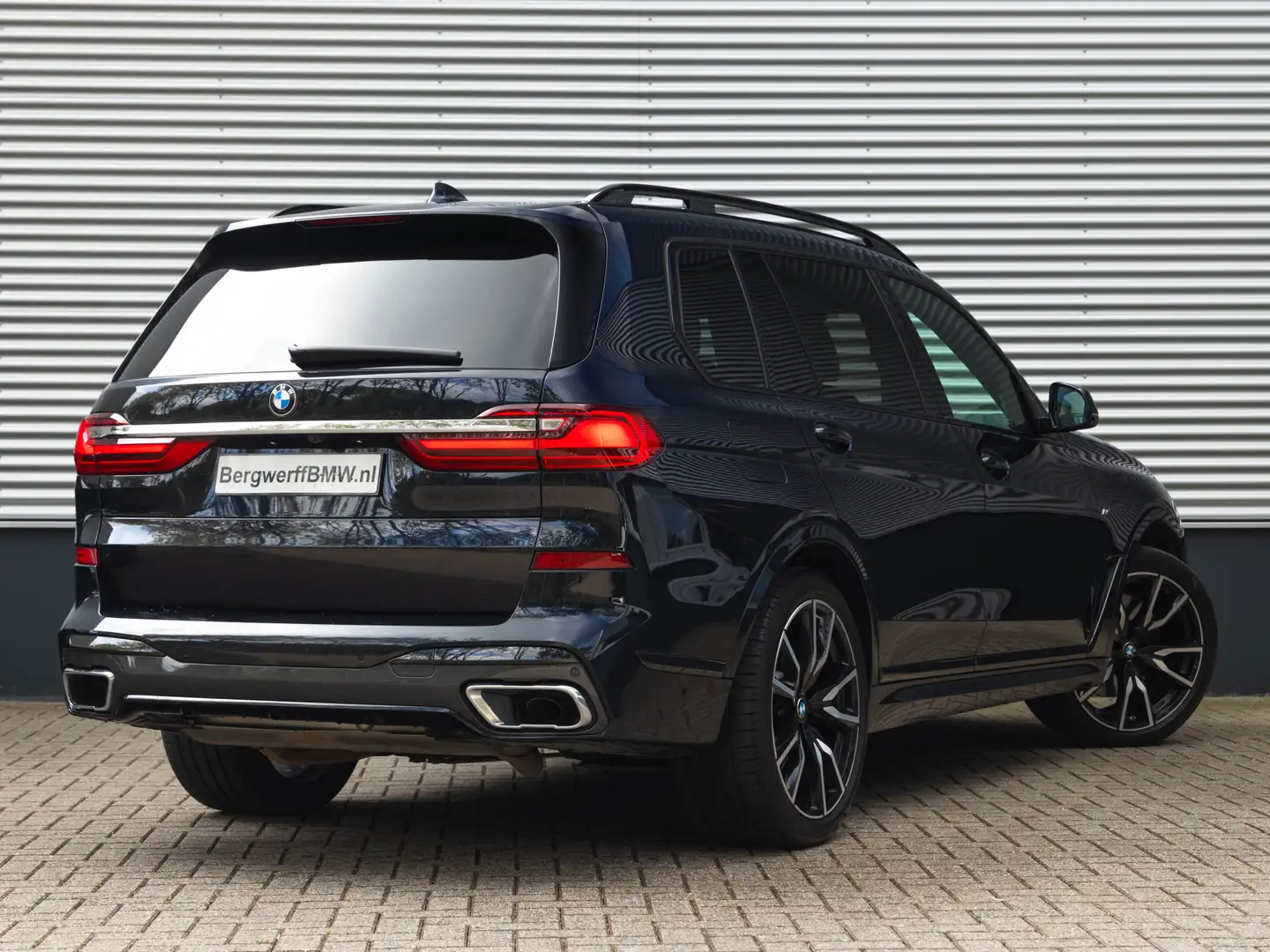 BMW X7 xDrive40i M-Sport - 7-Zits - Bowers & Wilkins - Ex Zwart - 2