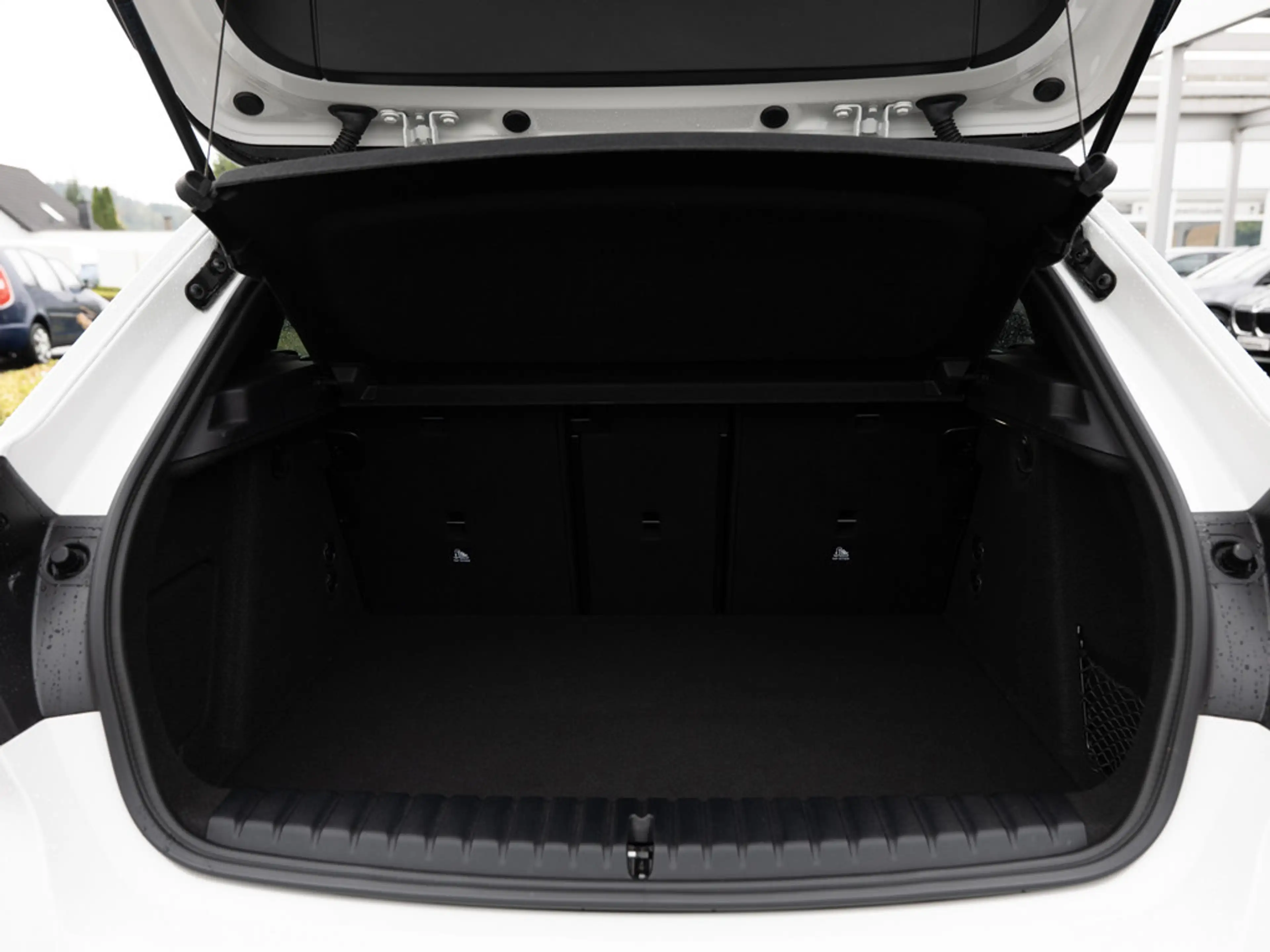 BMW 135 Mi xDrive LED NAVI SHZ PDC KEYLESS KLIMA — photo 13