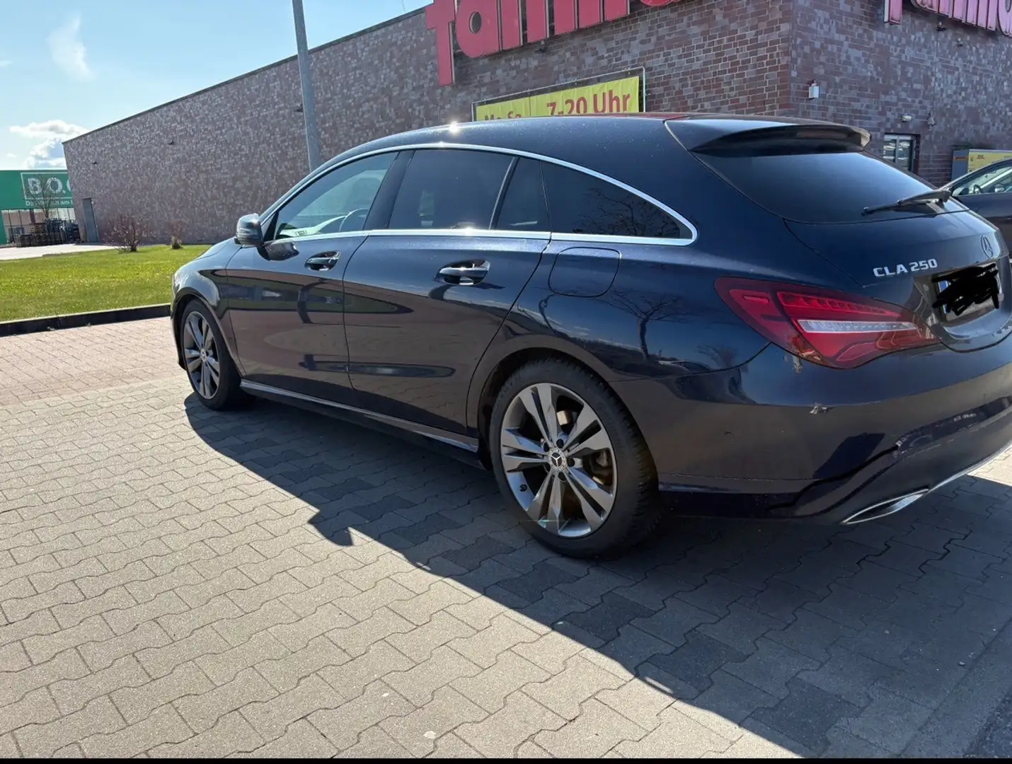 Mercedes-Benz CLA 250 CLA 250 (117.944) Bleu - 1