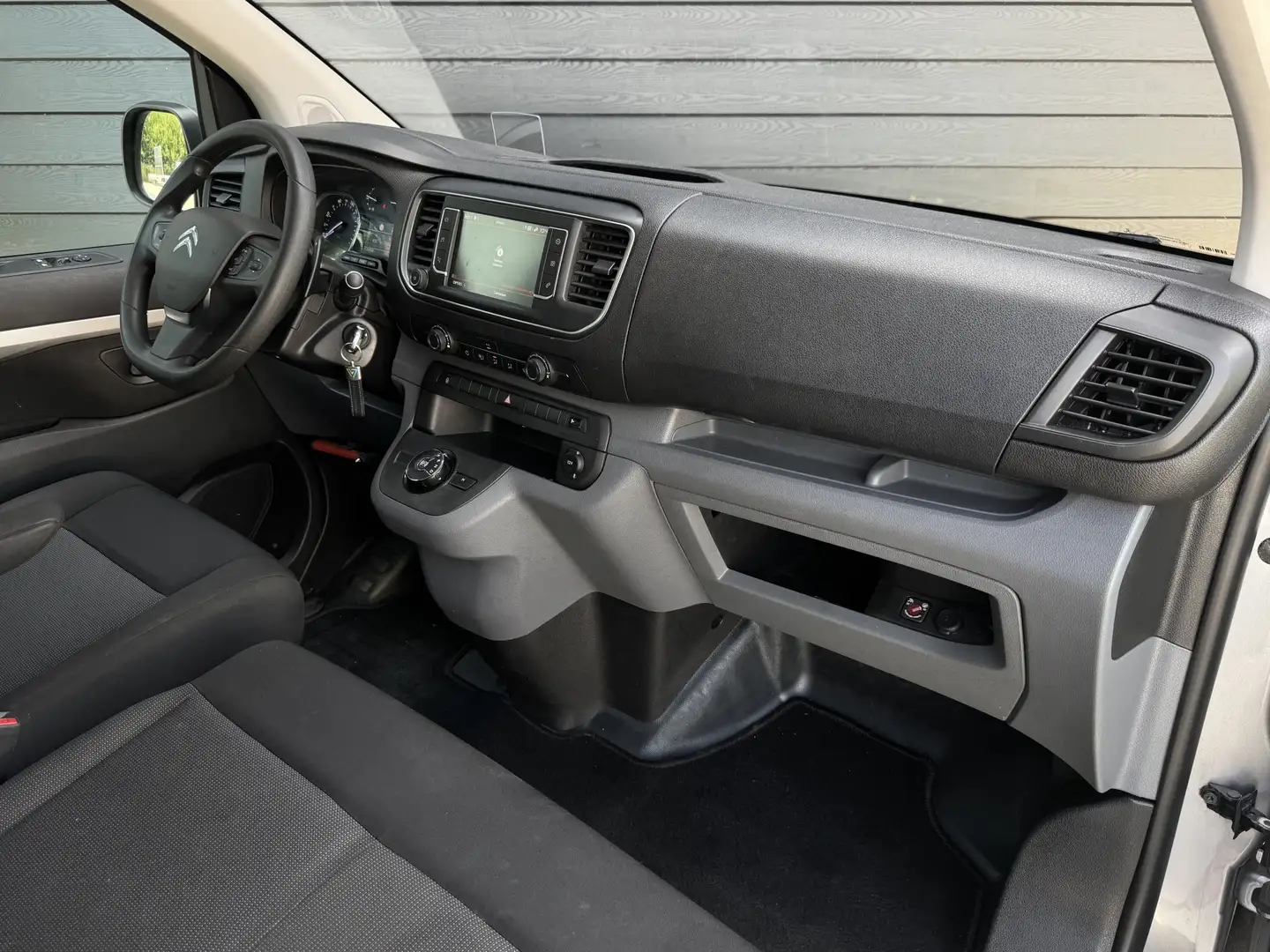 Citroen Jumpy 2.0 BlueHDI 180 pk XL Driver DC L3H1 Incl inbouw, Gris - 2