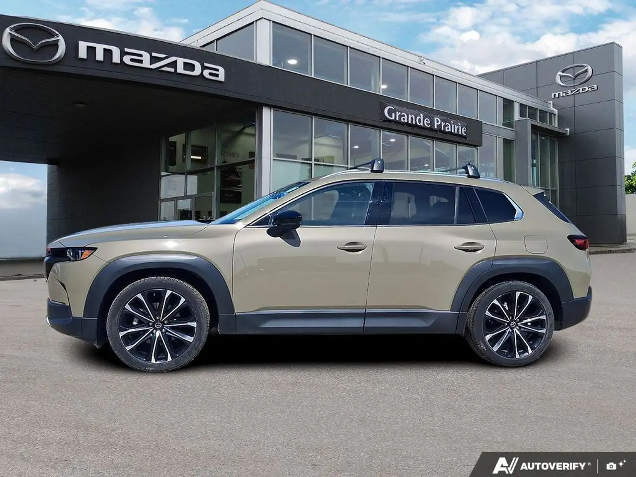 Mazda CX-50 снимка Mazda CX-50