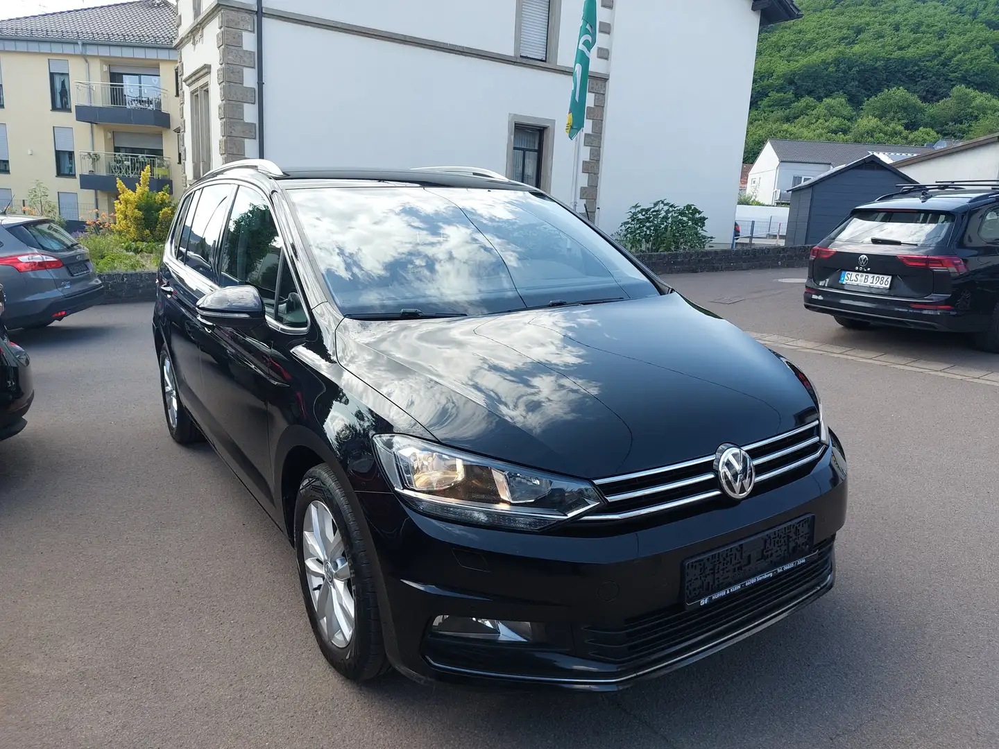 Volkswagen Touran Highline BMT/Start-Stopp Schwarz - 2