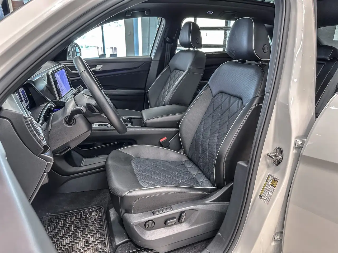 Volkswagen Atlas снимка Volkswagen Atlas