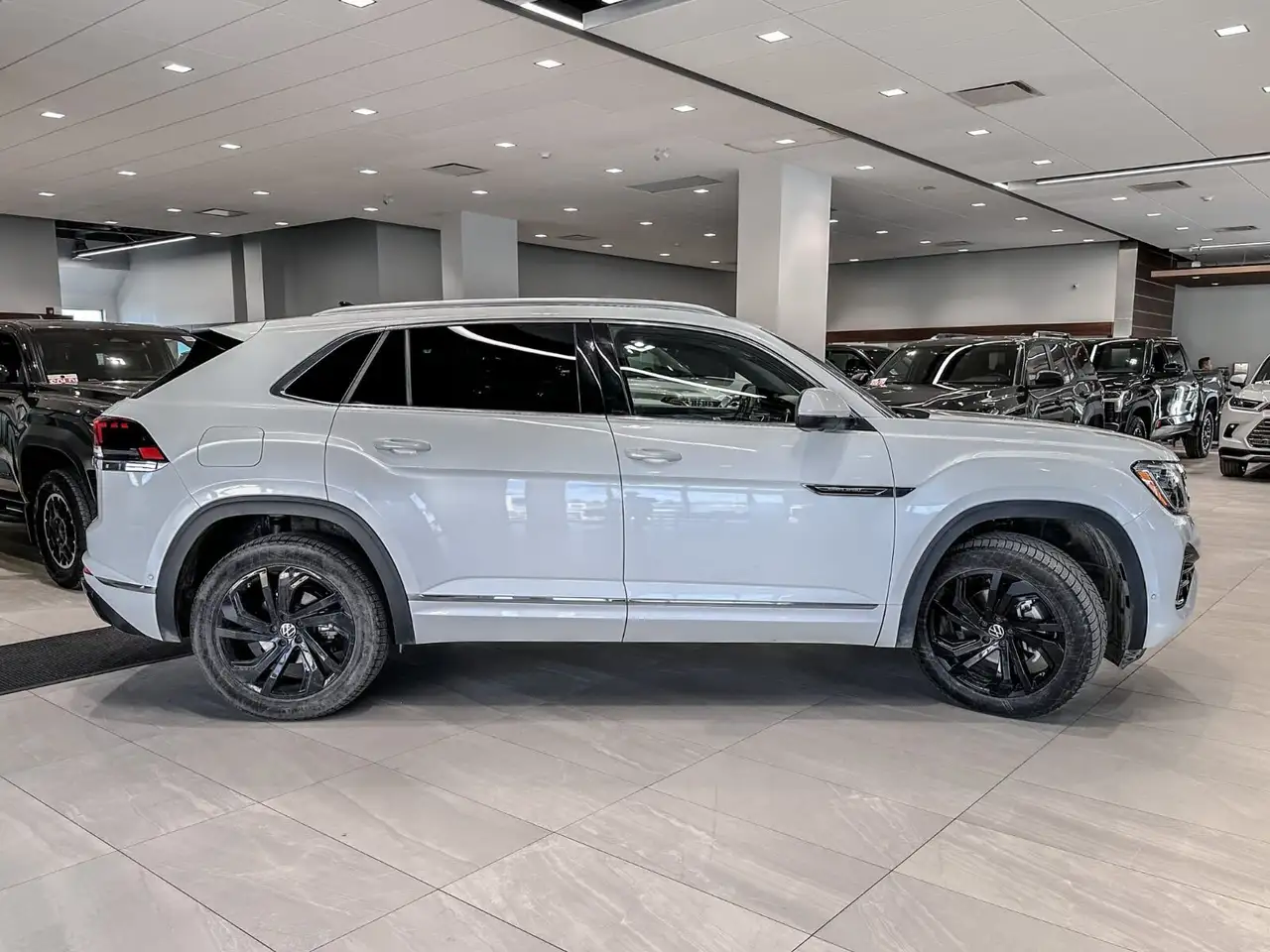 Volkswagen Atlas снимка Volkswagen Atlas