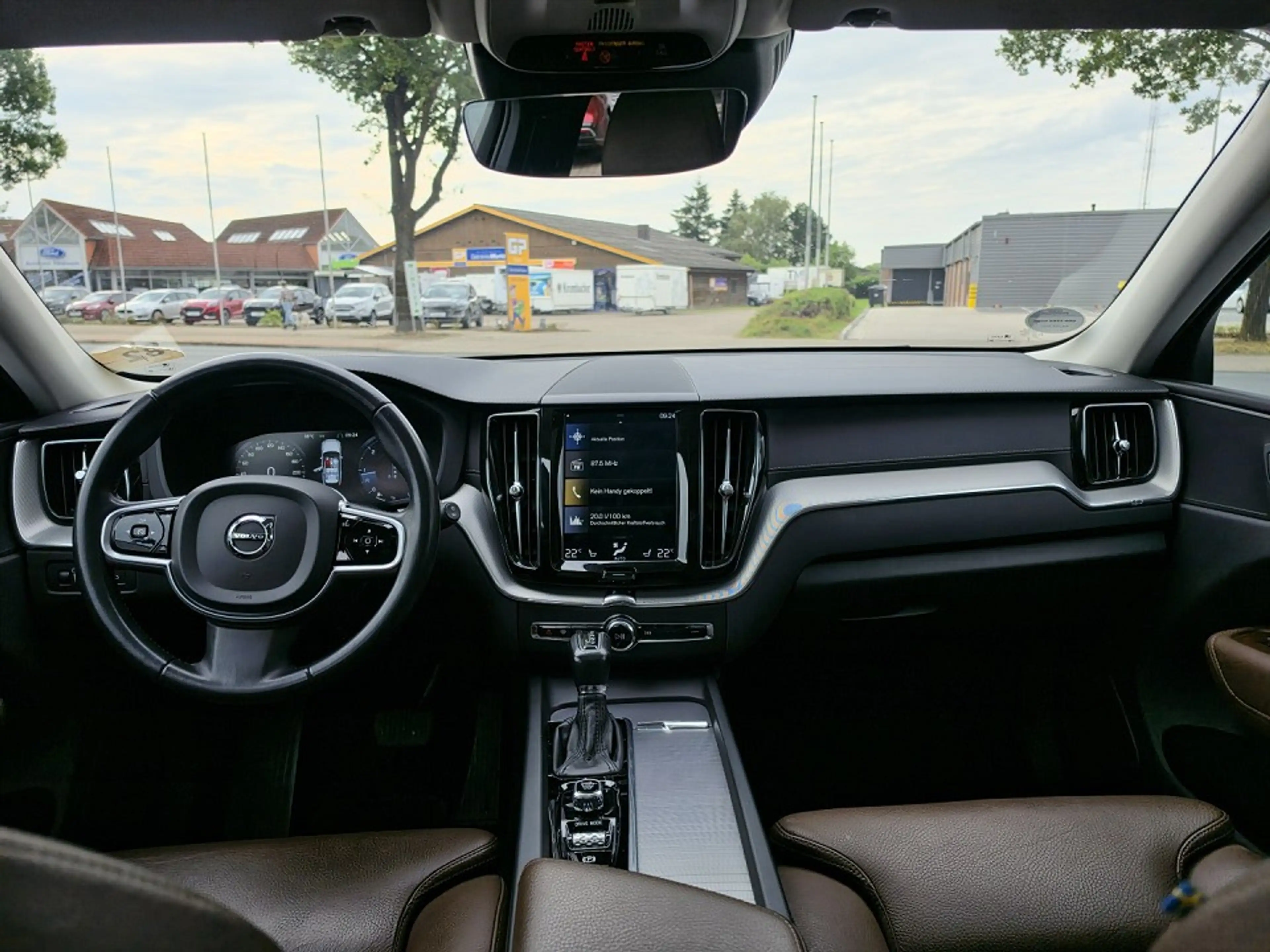 Volvo XC60 D5 (235 PS) AWD|AT8|Insc|Xenium-P|AHK — photo 6