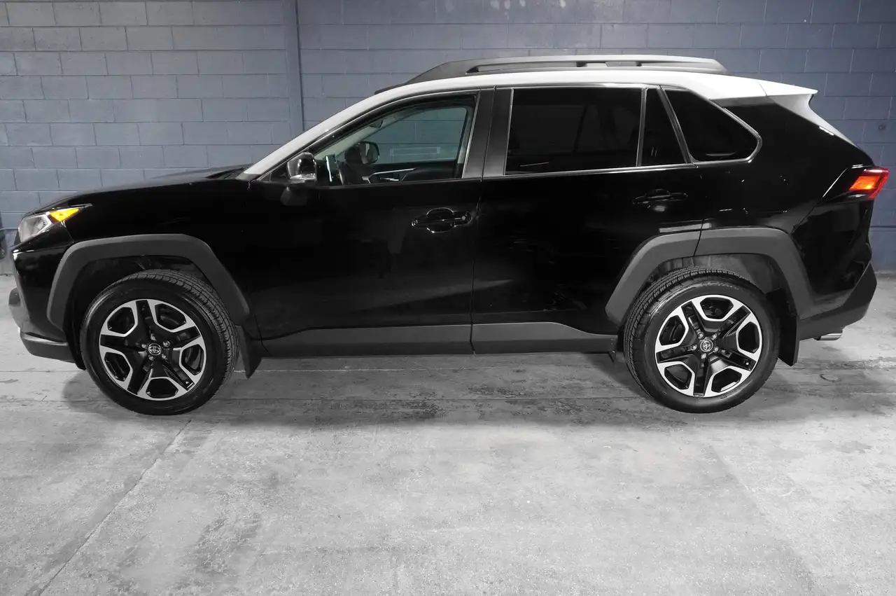 Toyota RAV 4 снимка Toyota RAV 4