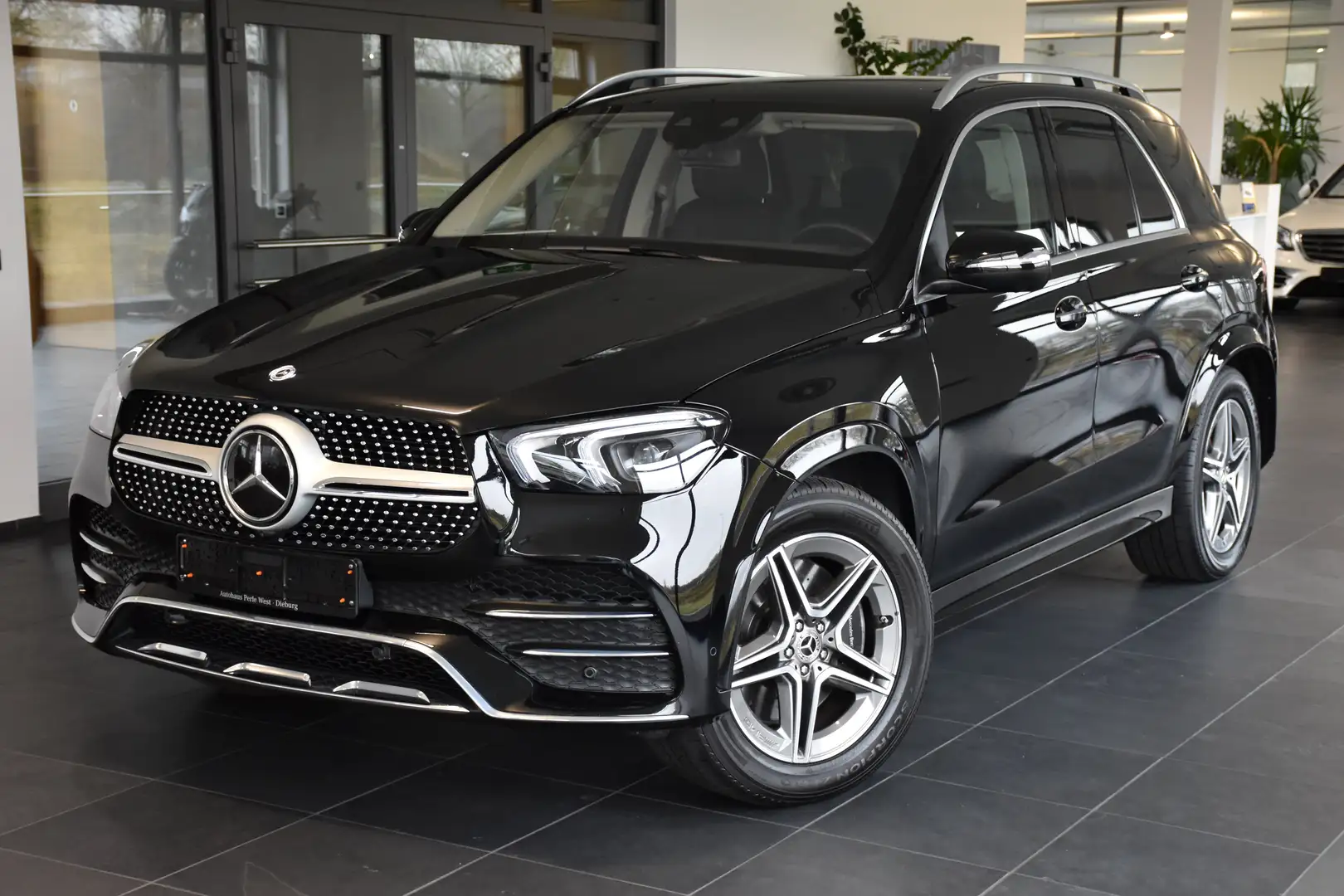 Mercedes-Benz GLE 350 GLE 350 de 4Matic AMG LINE"PANO"SITZKLIMA"DISTRO" Schwarz - 1