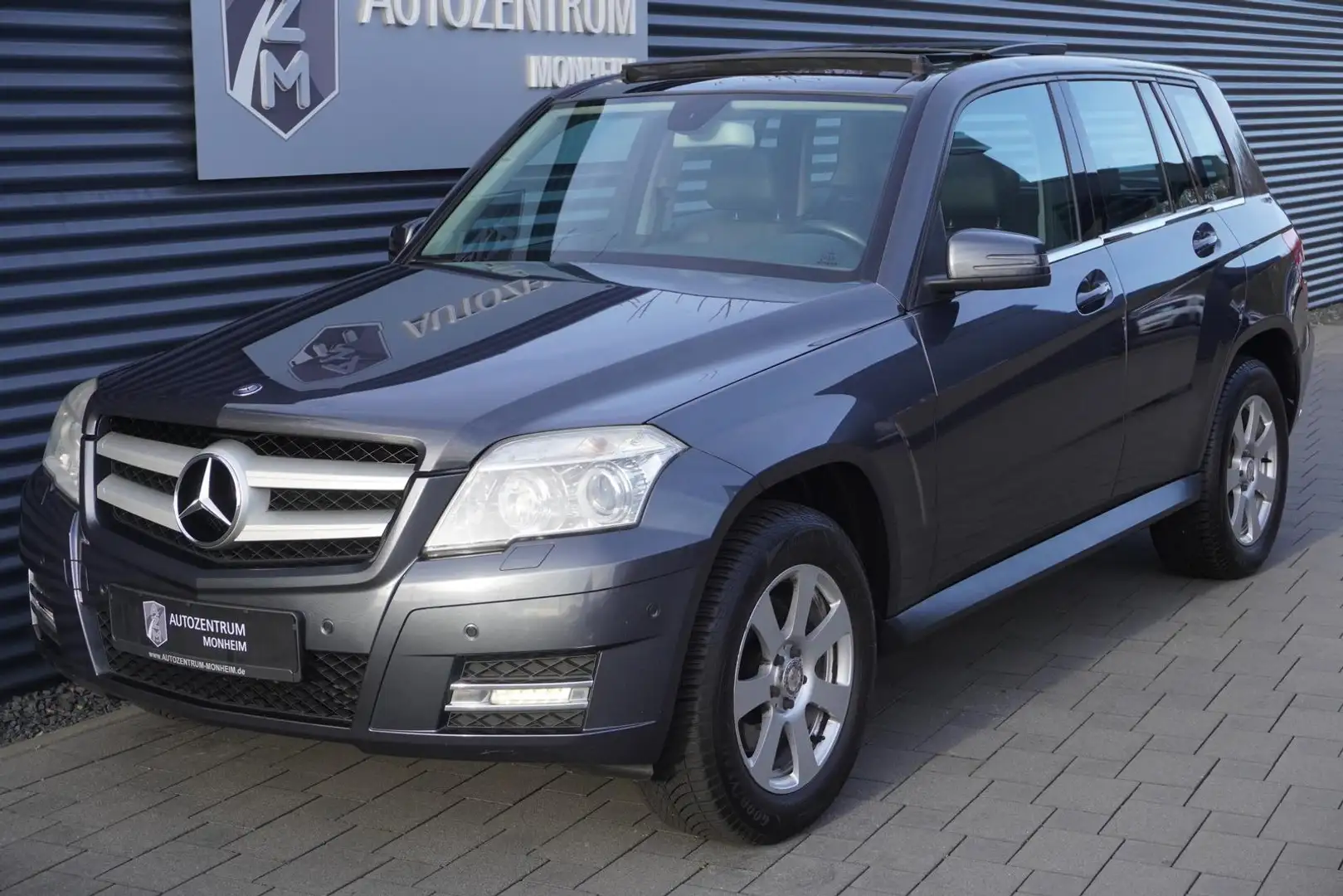 Mercedes-Benz GLK 350 CDI ALLRAD|SPORT-PAKET|PANORAMA|BI-XENON Grau - 2